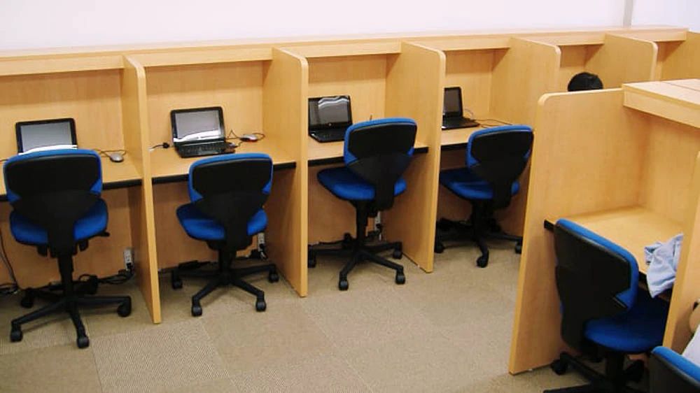 個別指導Axisロボットプログラミング講座 草津校のサムネイル画像 2