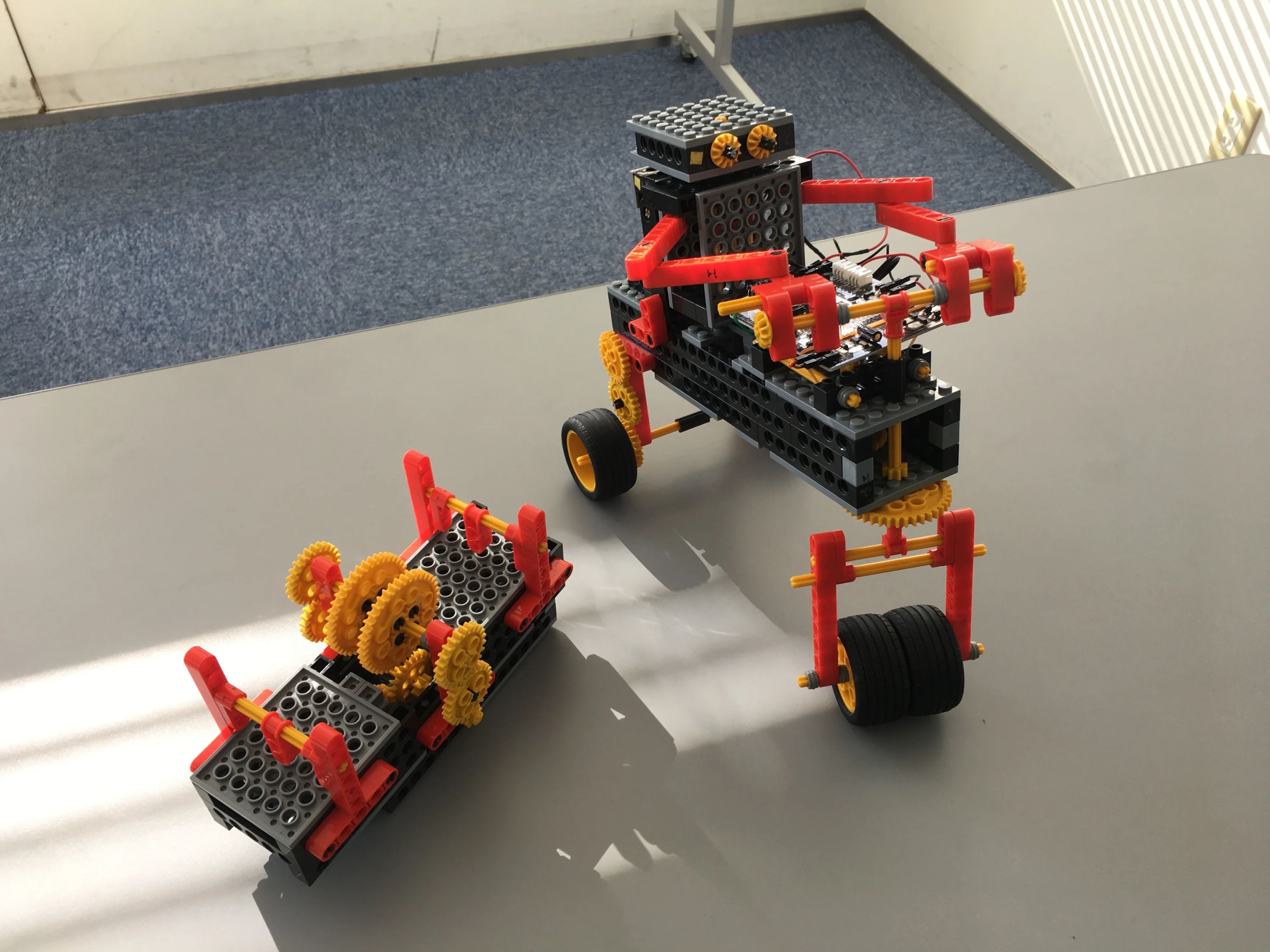 ヒューマンアカデミージュニアロボット教室 安城横山町教室のサムネイル画像 2