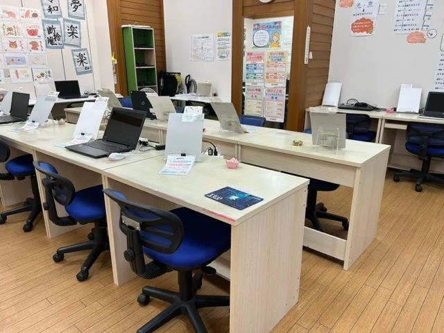 アーテック自考力キッズ パソコン教室かるん ヨシヅヤ稲沢平和教室 2Fのサムネイル画像 3