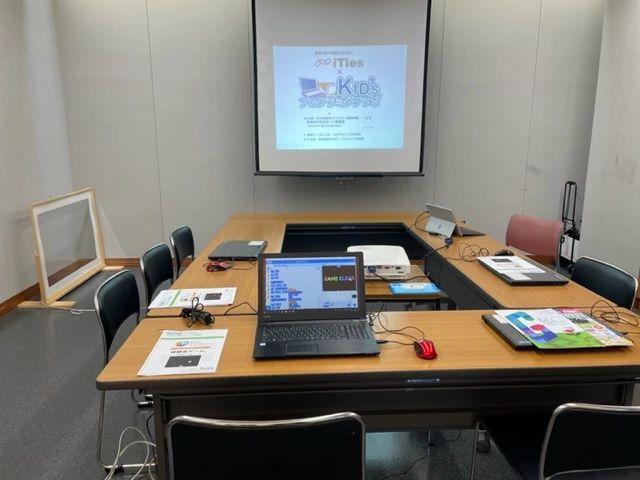 Kidsプログラミングラボ 大阪江戸堀教室のサムネイル画像 2