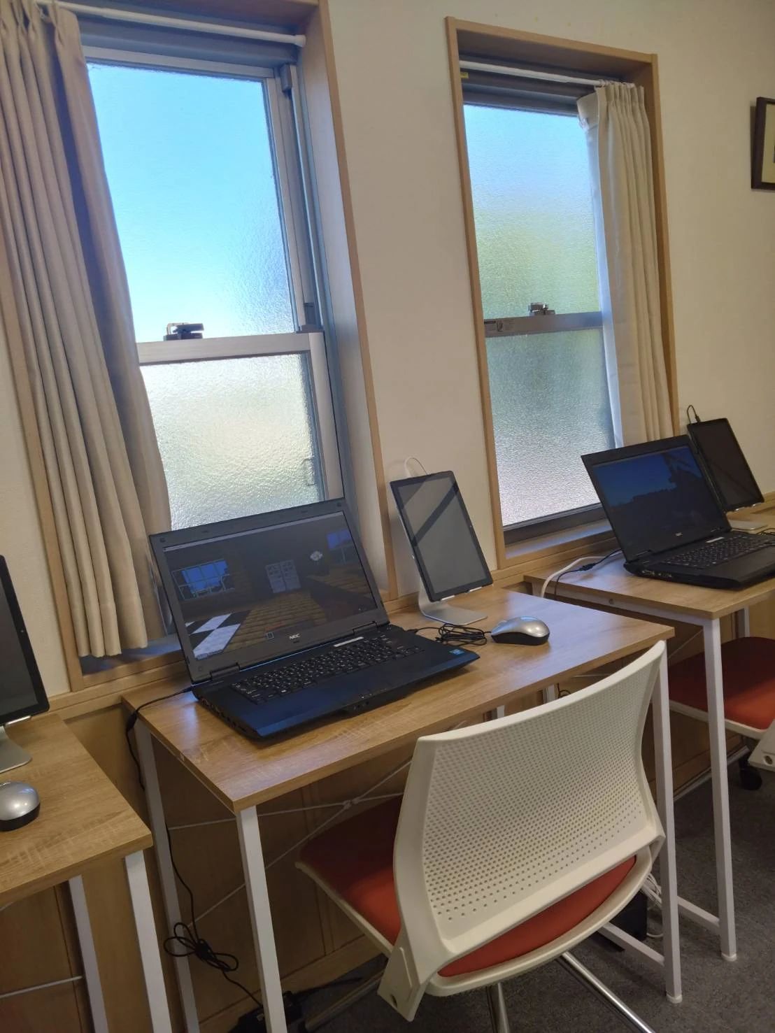 エドモンドプログラミングスクール 武蔵小金井校のサムネイル画像 3