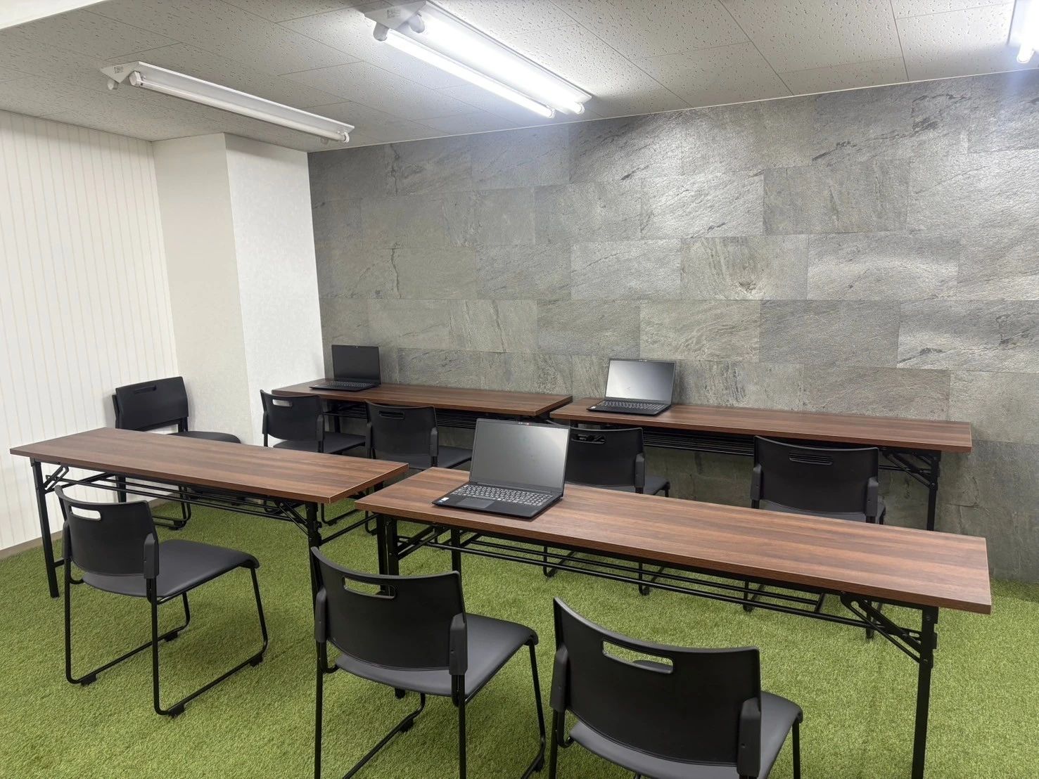 エドモンドプログラミングスクール 札幌中央校のメイン画像