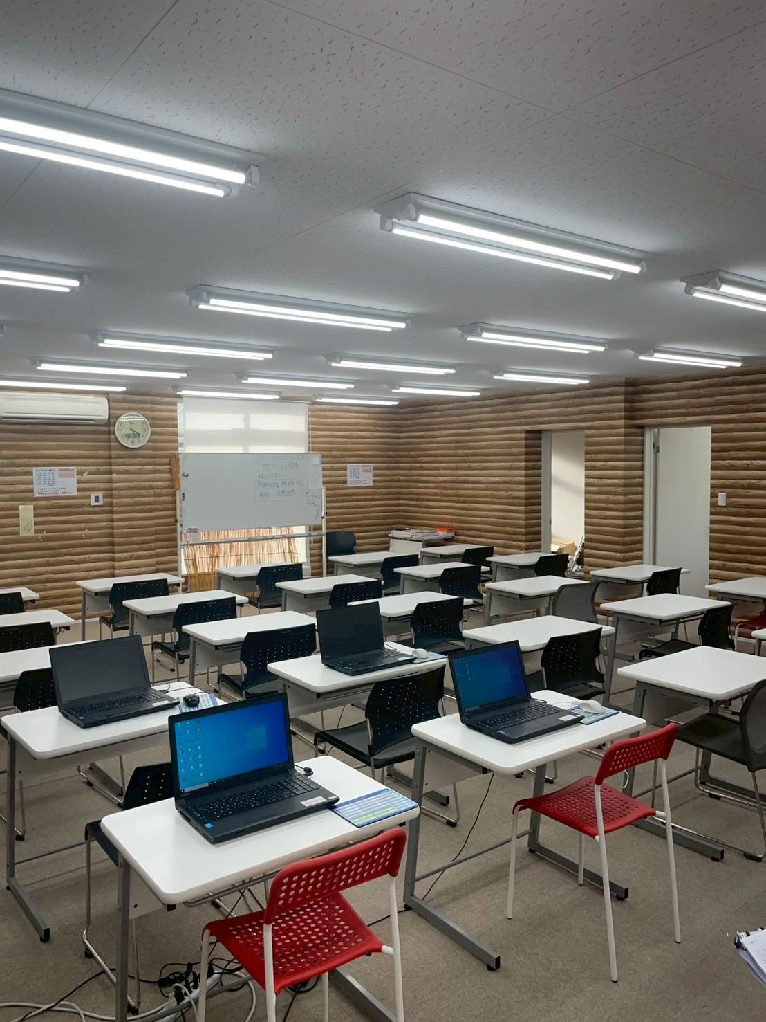 アンプログラミングクラブ 愛西本部教室のサムネイル画像 3