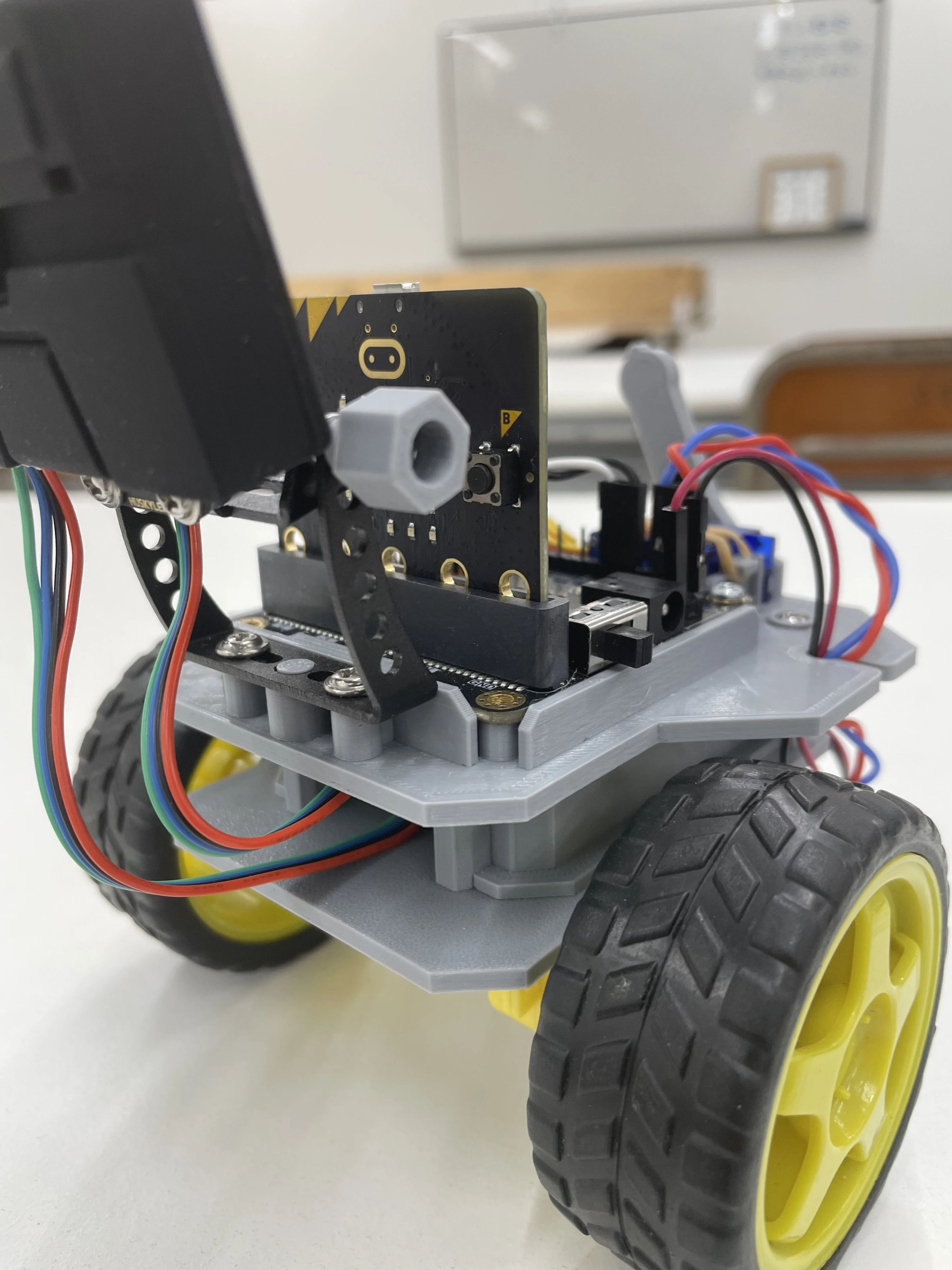 ヒューマンアカデミージュニアロボット教室 ロボティクスプロフェッサーコース 多摩センター駅前のサムネイル画像 4