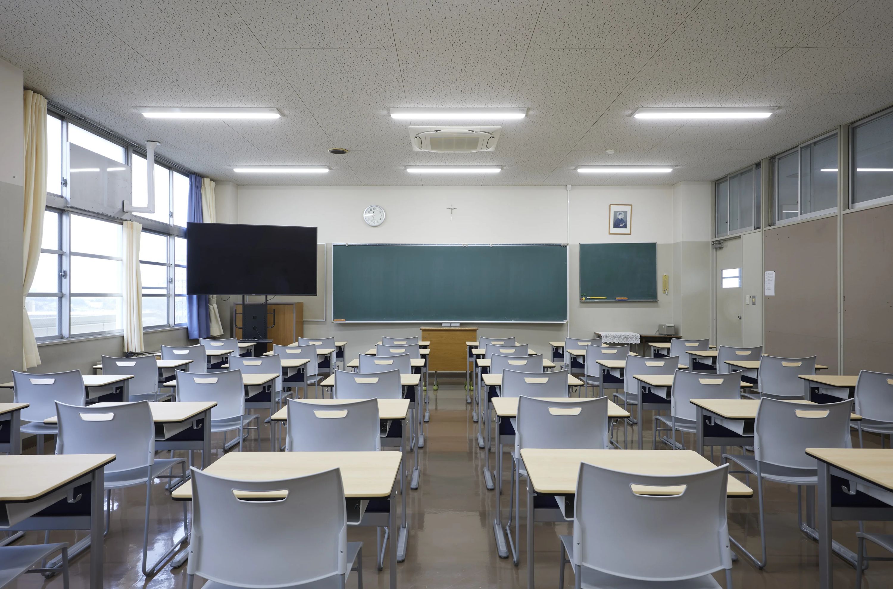 瀬戸フィオレンティーナ 聖カピタニオ女子高等学校グラウンドのサムネイル画像 3