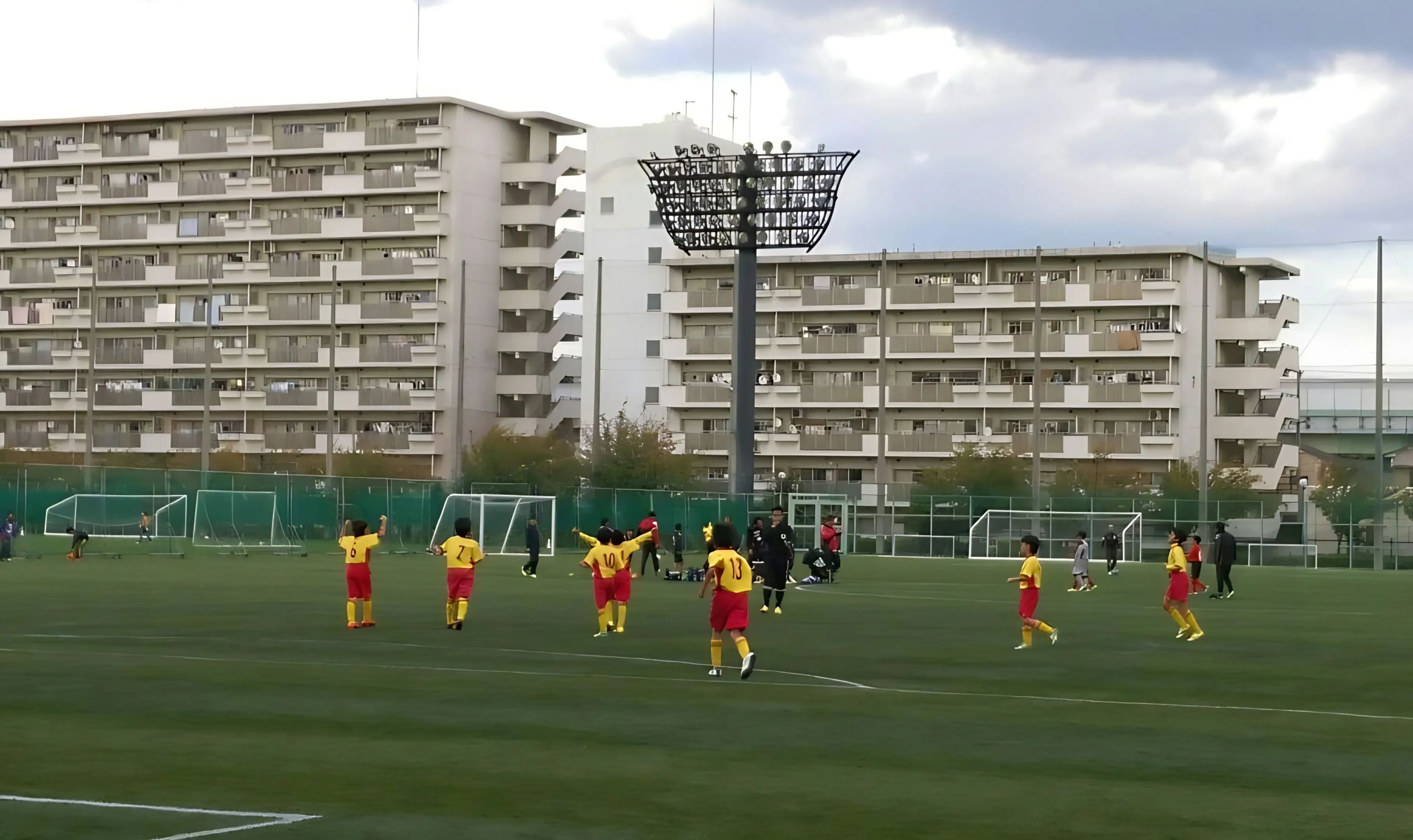 阿倍野ジュニアフットボールクラブ 金塚ふれあい西公園グランドのサムネイル画像 2