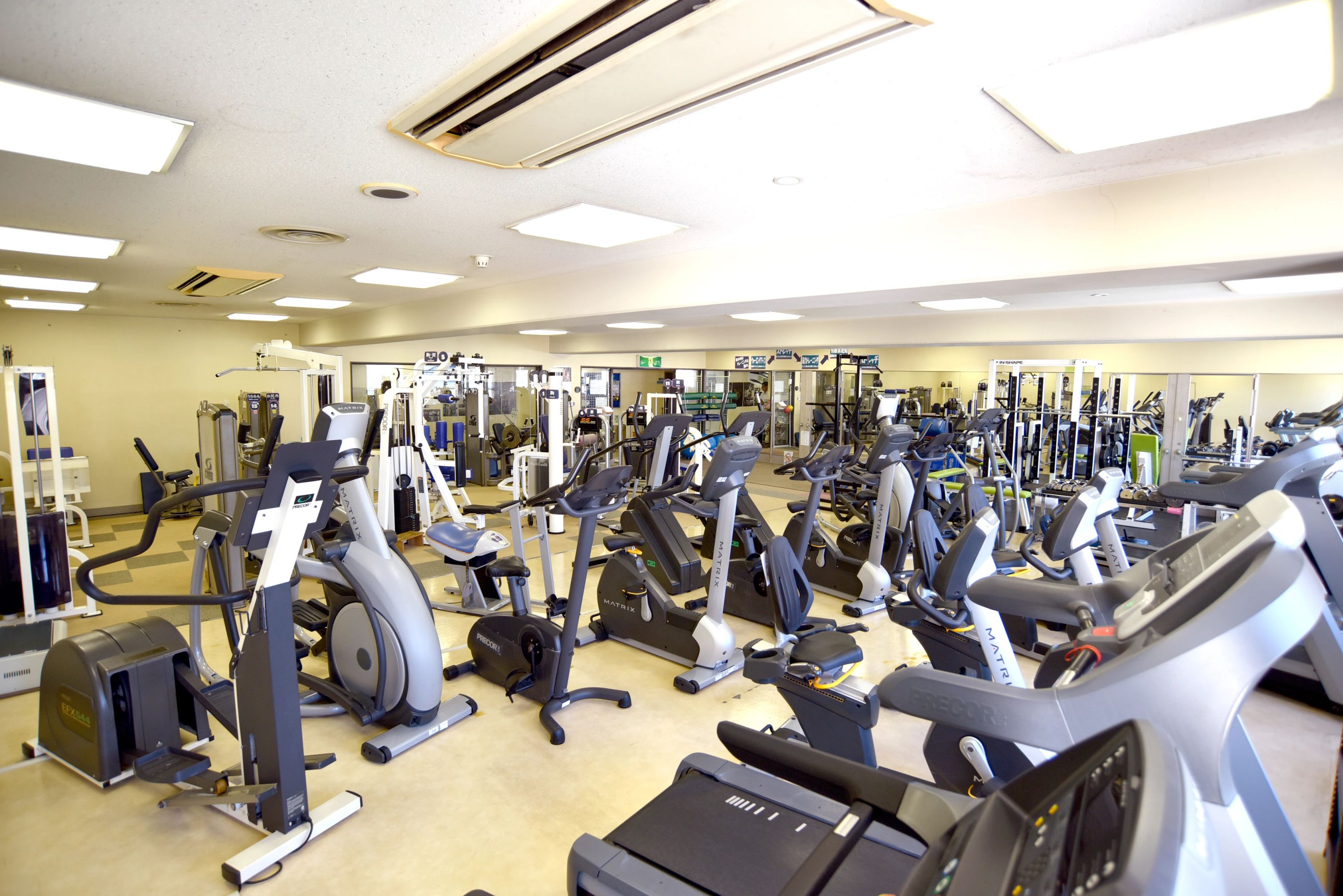 広島YMCAウエルネススポーツセンター サッカー 広島YMCA本館屋上のサムネイル画像 3