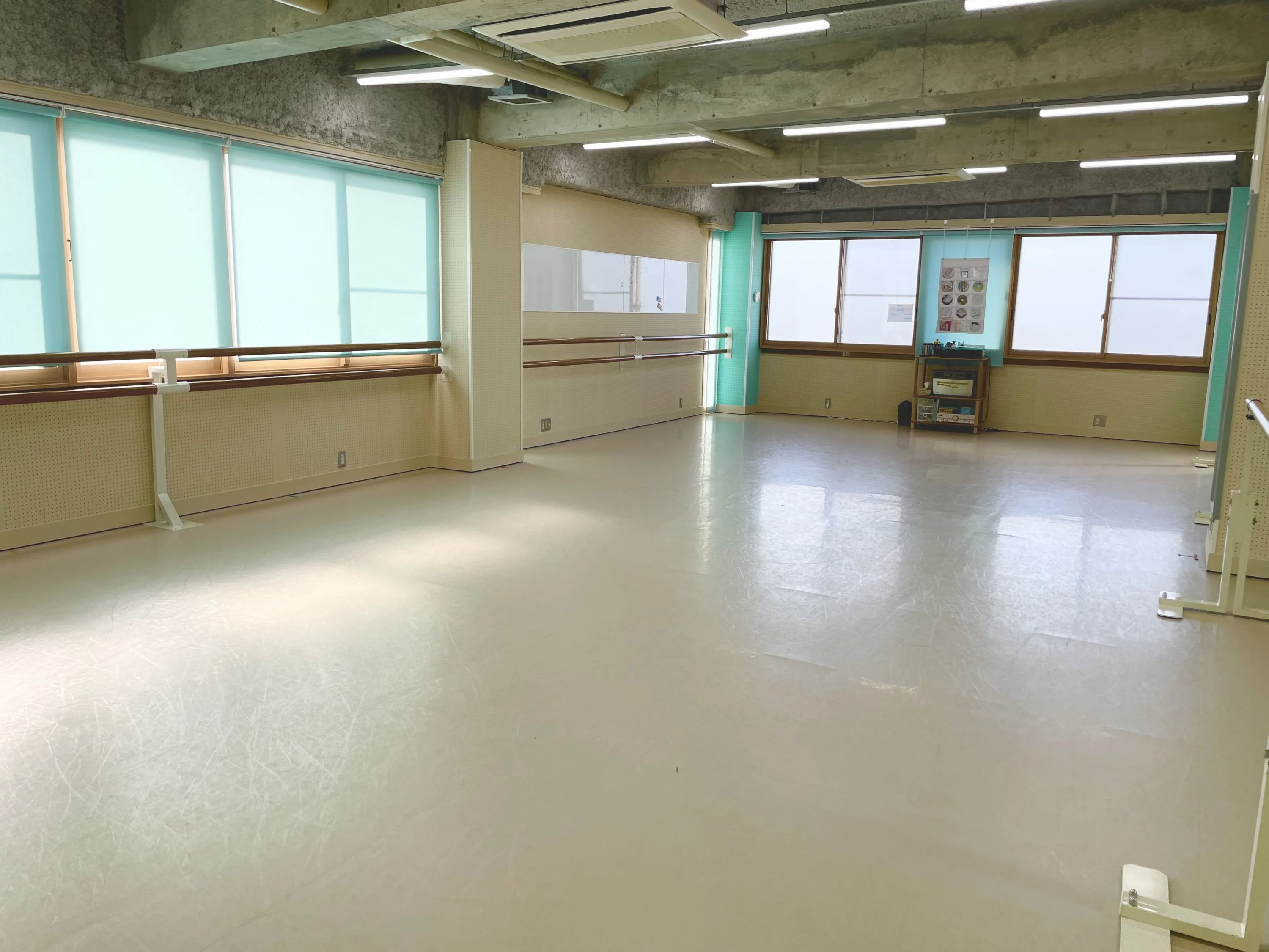 カトルカールバレエスタジオ 南光台教室のサムネイル画像 3