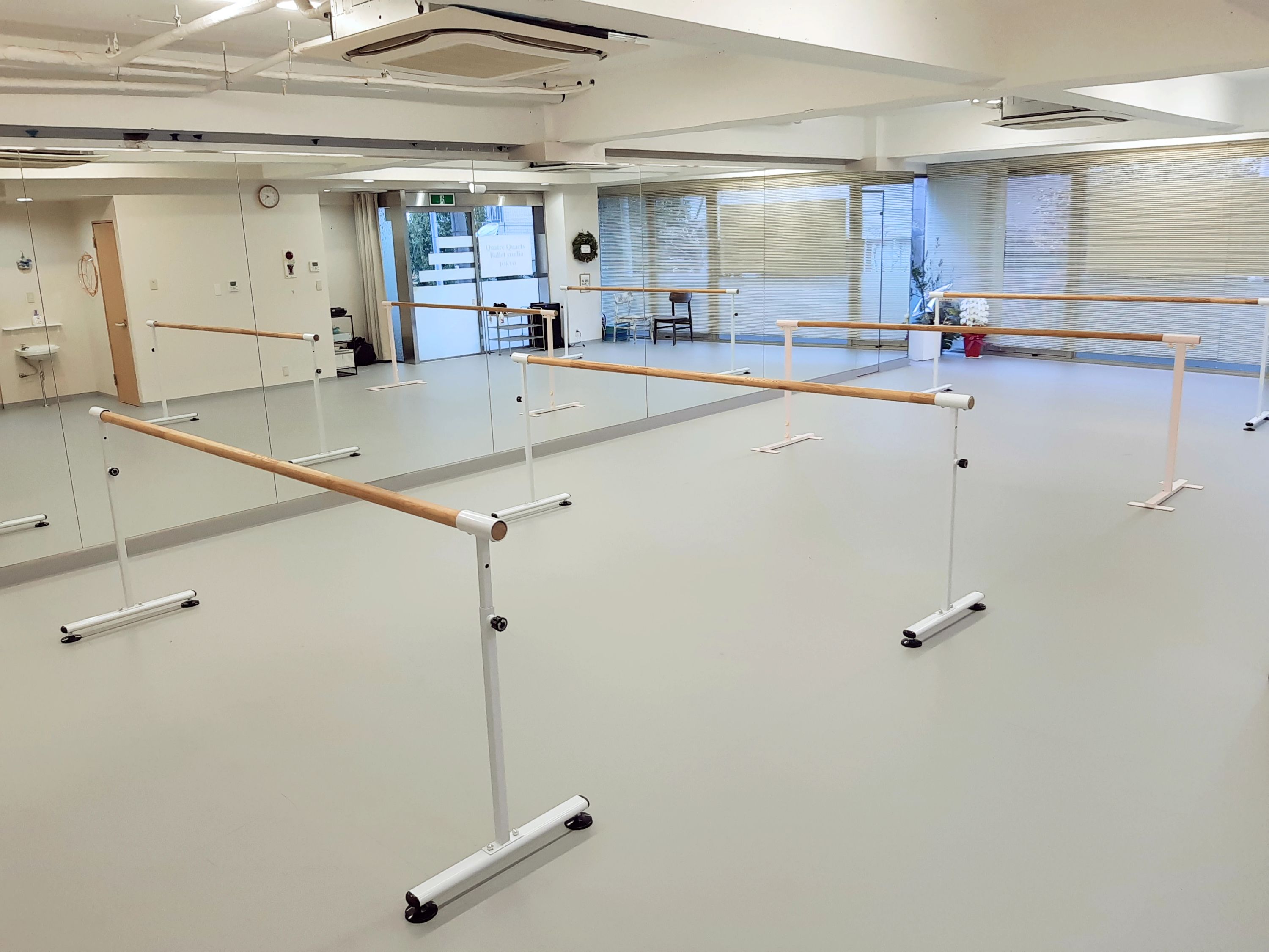 カトルカールバレエスタジオTOKYO 上池袋教室のサムネイル画像 2