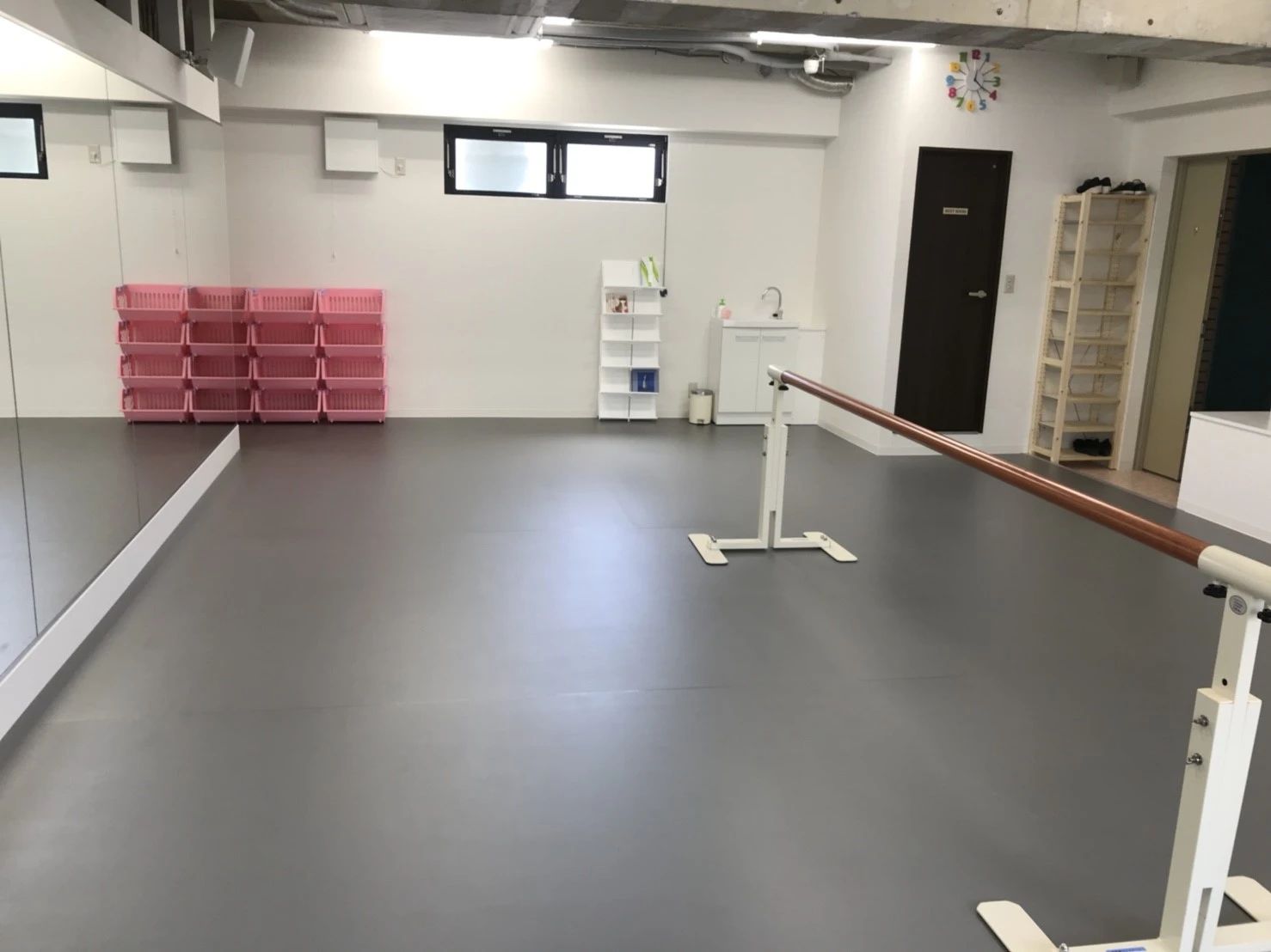 ANGELIQUE BALLET ACADEMY(アンジェリークバレエアカデミー) 池尻大橋教室のサムネイル画像 2