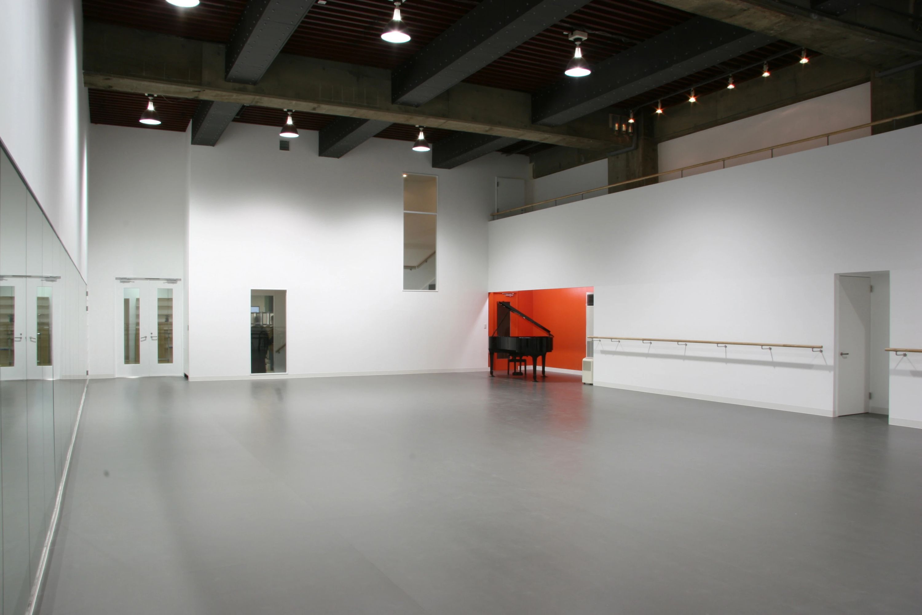 studio ARCHITANZ(アーキタンツ) バレエ スタジオアーキタンツのサムネイル画像 2