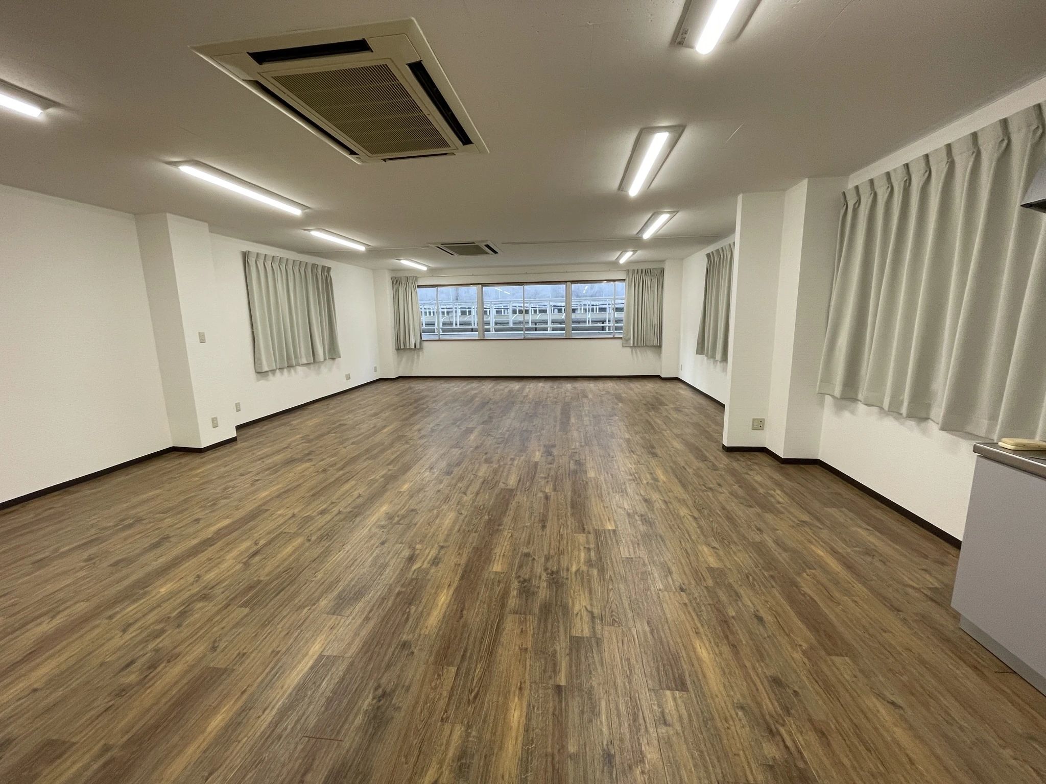 BONNY DANCE SCHOOL ENTERTAINMENT バレエ 防災コミュニティスペースえまいまのメイン画像