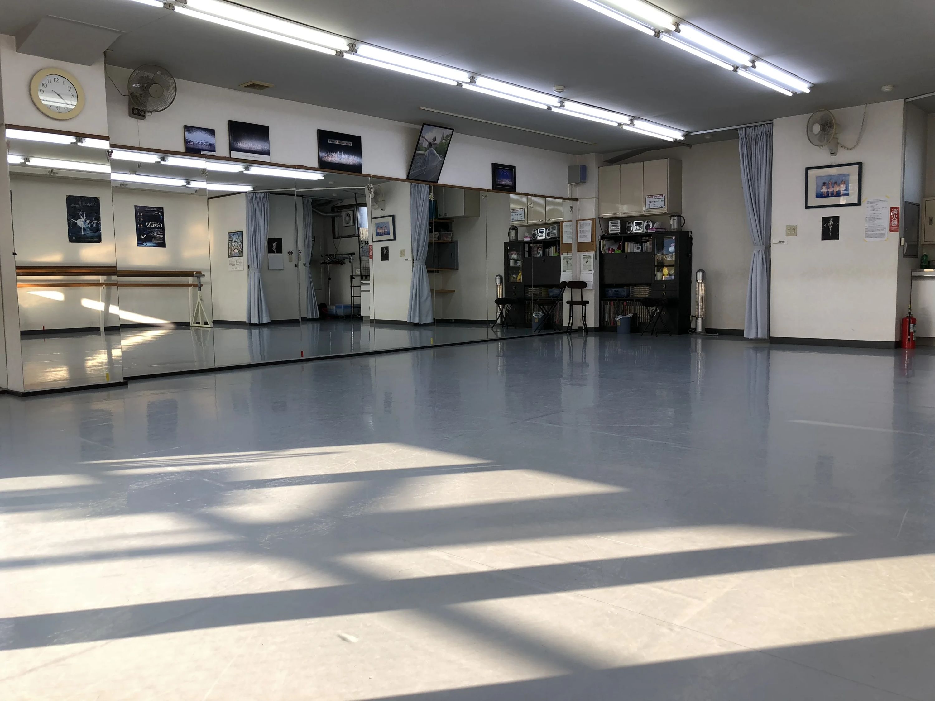 Ebina & Hadano(エビナ＆ハダノ) Classic Ballet School 秦野スタジオのサムネイル画像 2