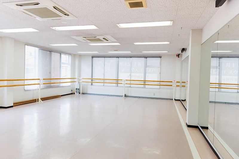 ラ・レーヌ バレエ 南観音教室のメイン画像