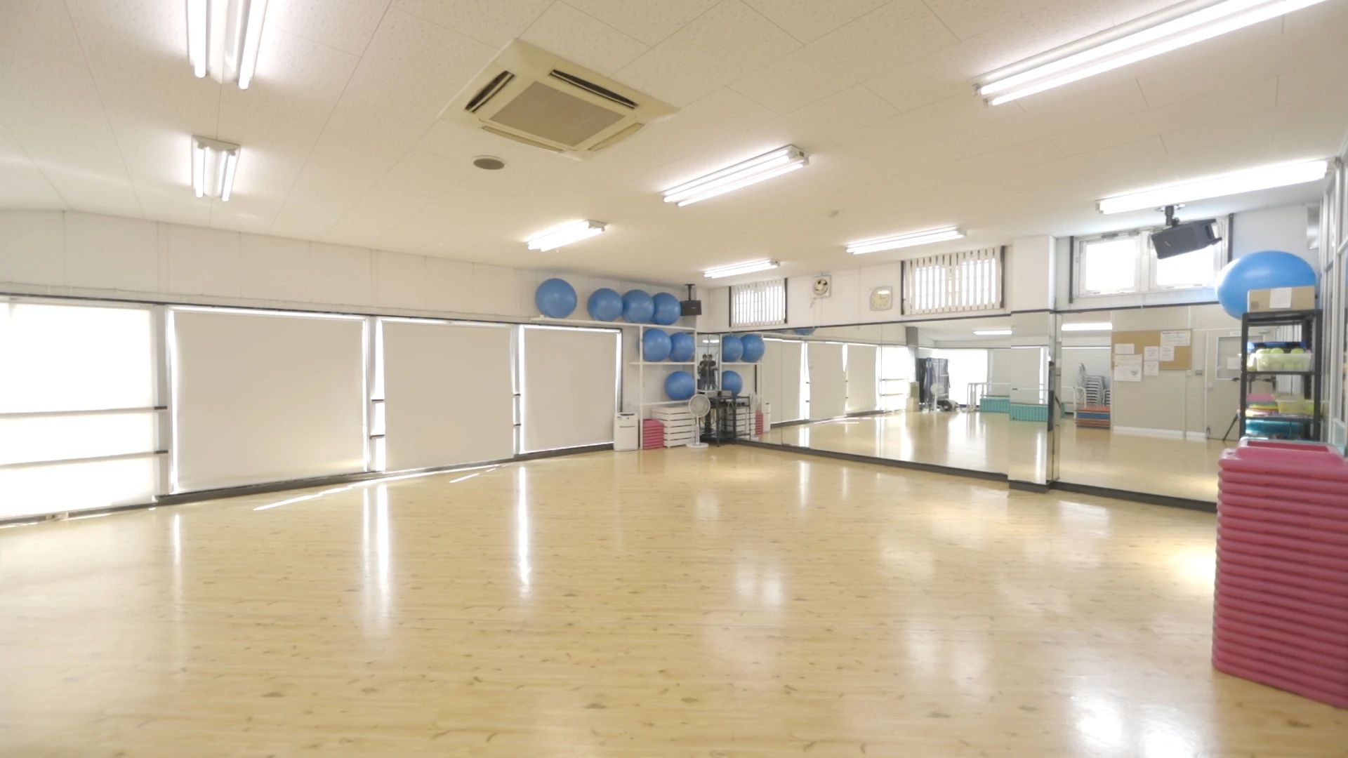 Emi Ballet Class スポーツクラブビッグラン新市スタジオのサムネイル画像 2