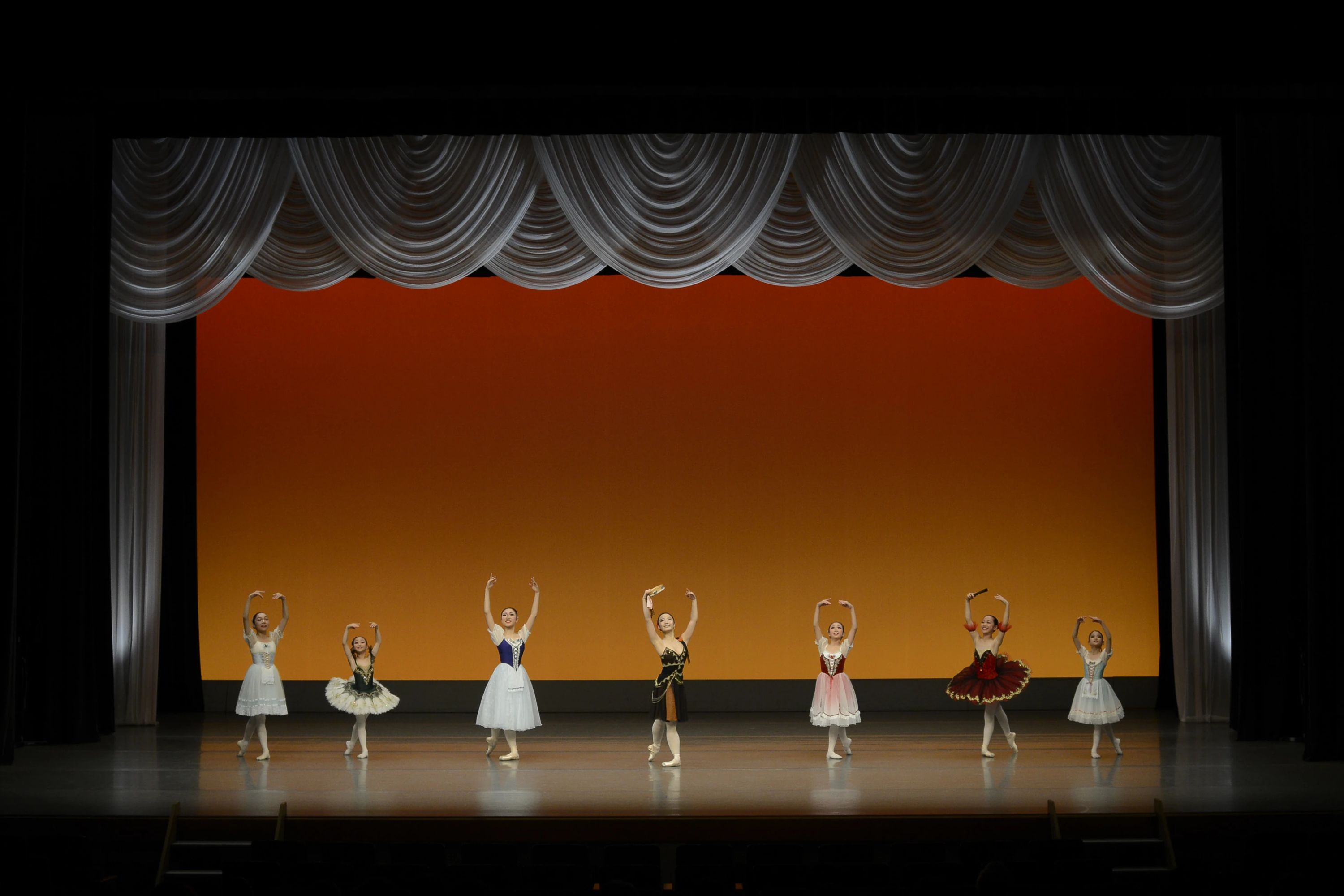 KRASIVO(クラッシーバ) BALLET STUDIO 室町教室のサムネイル画像 4