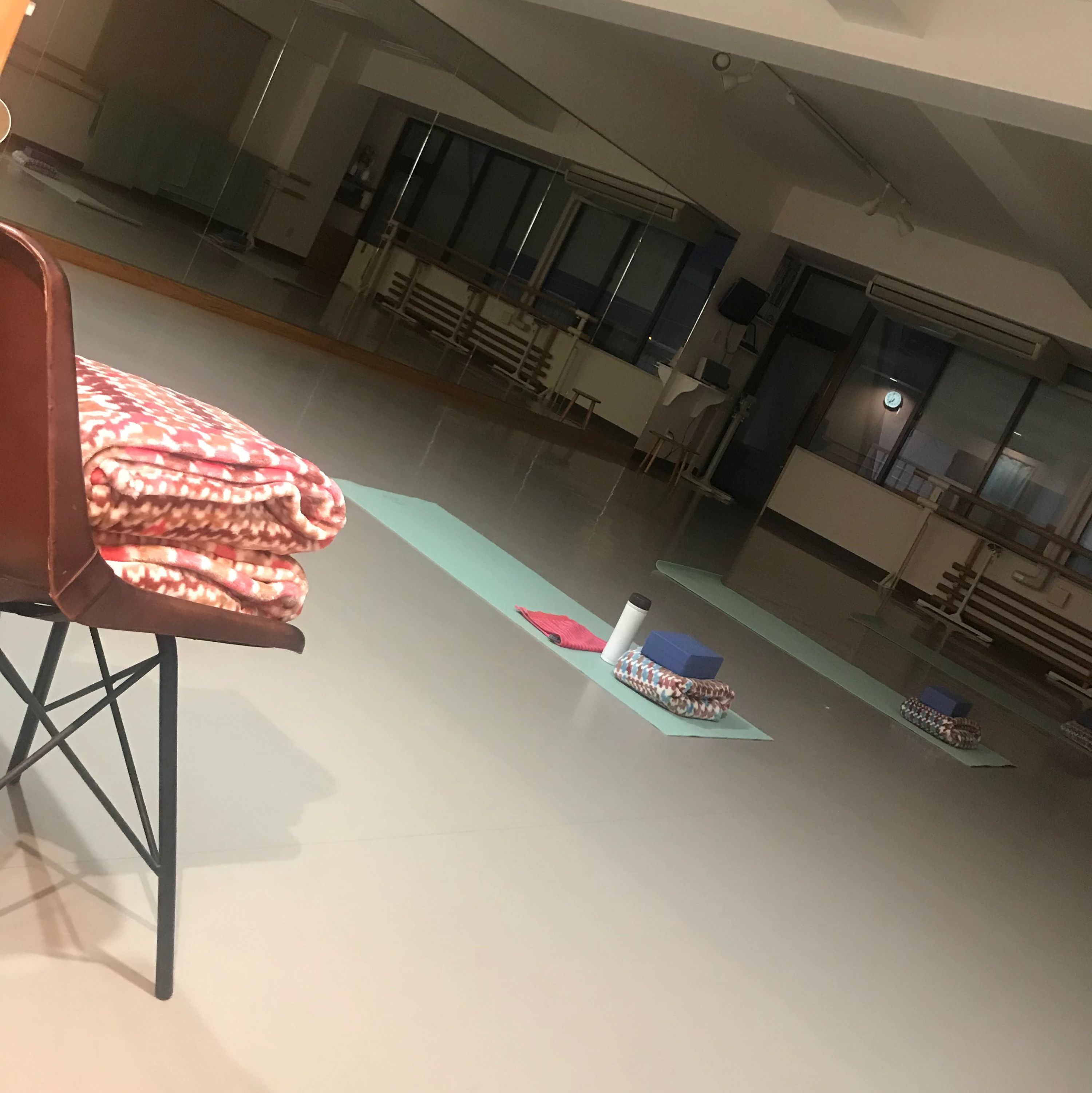 バラーシュバレエ＆コンテ＆ヨガ＆ジャズダンス 下大利教室のサムネイル画像 2