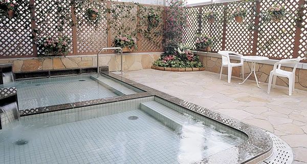 KONAMI(コナミスポーツクラブ) 空手 府中のサムネイル画像 2