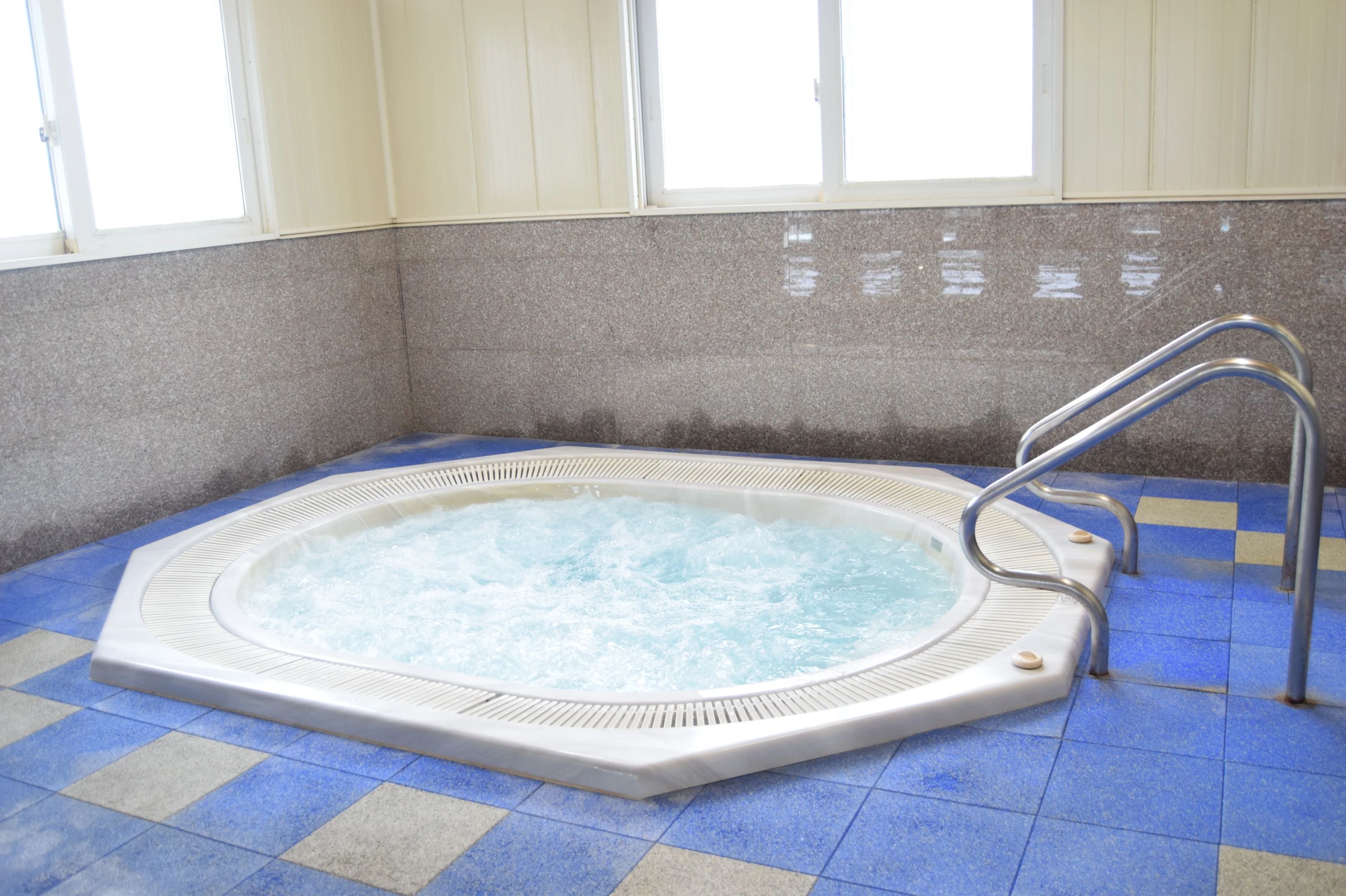 空手スクール ISC高森スイミングクラブ内のサムネイル画像 4