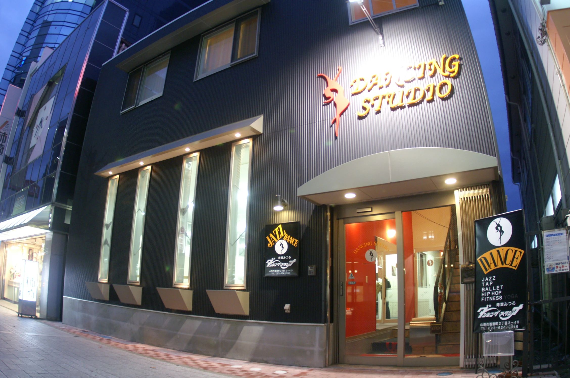 AOBA DANCE STUDIO(青葉みつるダンシングスタジオ) 香澄町教室のサムネイル画像 5