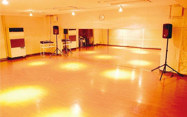 ZING(ジング) ダンス 元町教室のサムネイル画像 2