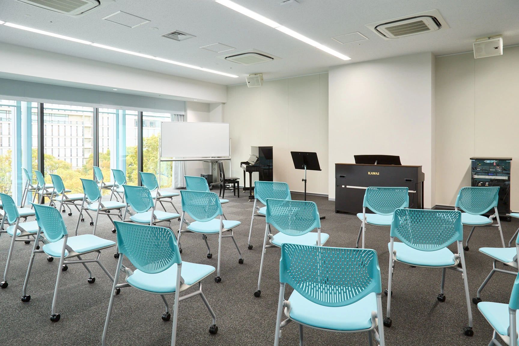 CHEER Dragons(チアドラゴンズ) 栄中日文化センターのサムネイル画像 2