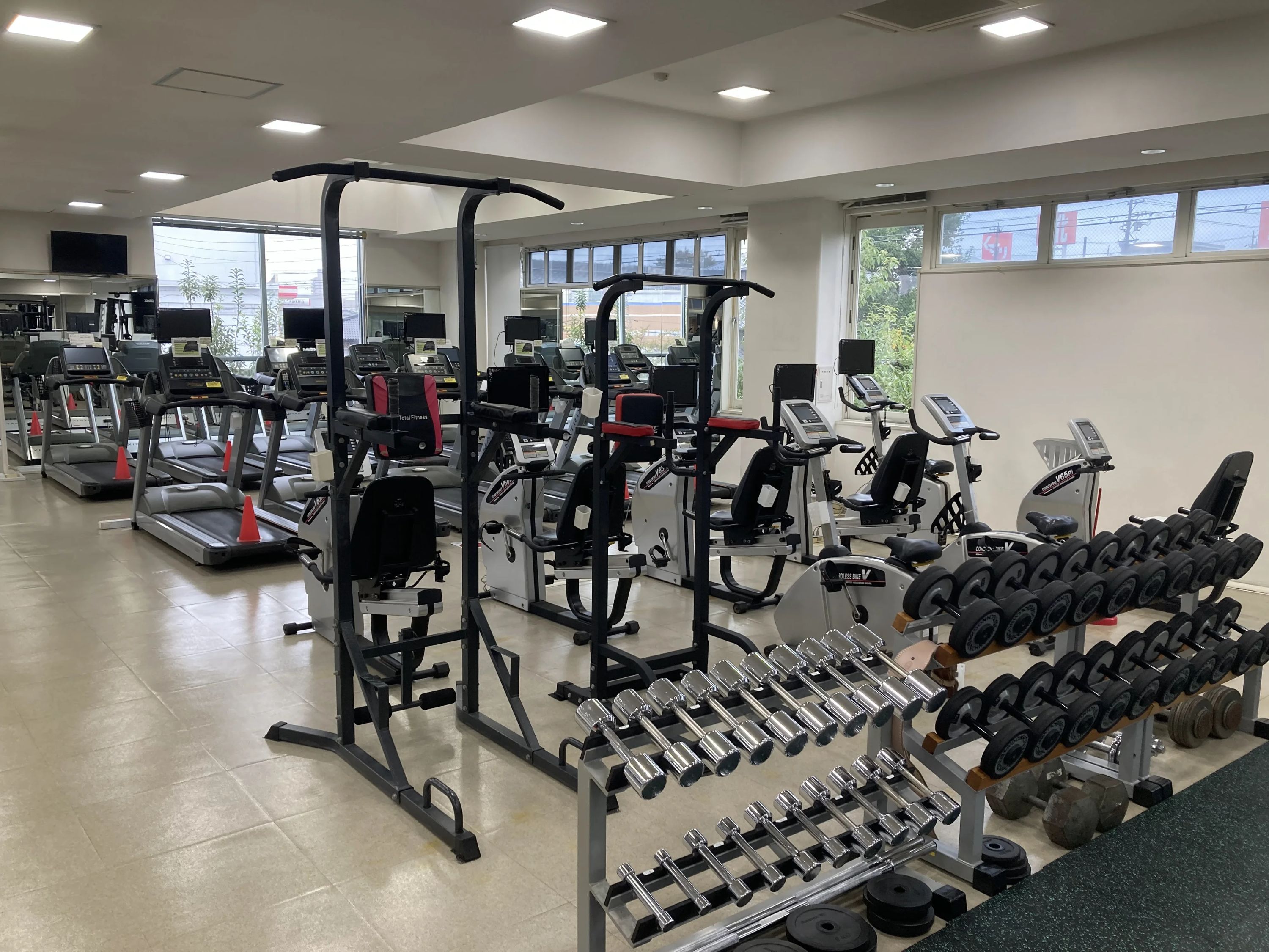 bigs(スポーツクラブビッグ・エス) ダンス ビッグ・エス緑のサムネイル画像 3