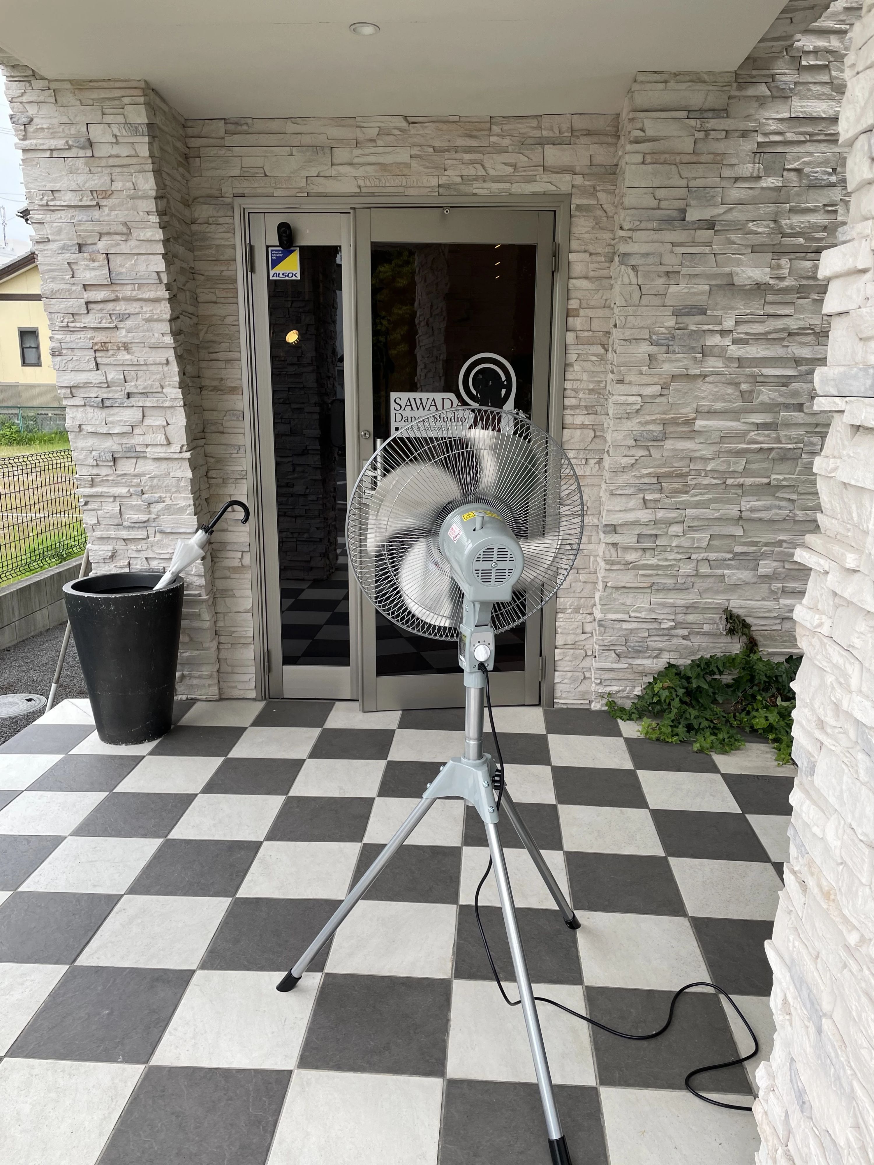 サワダダンススタジオ 羽根教室のサムネイル画像 2