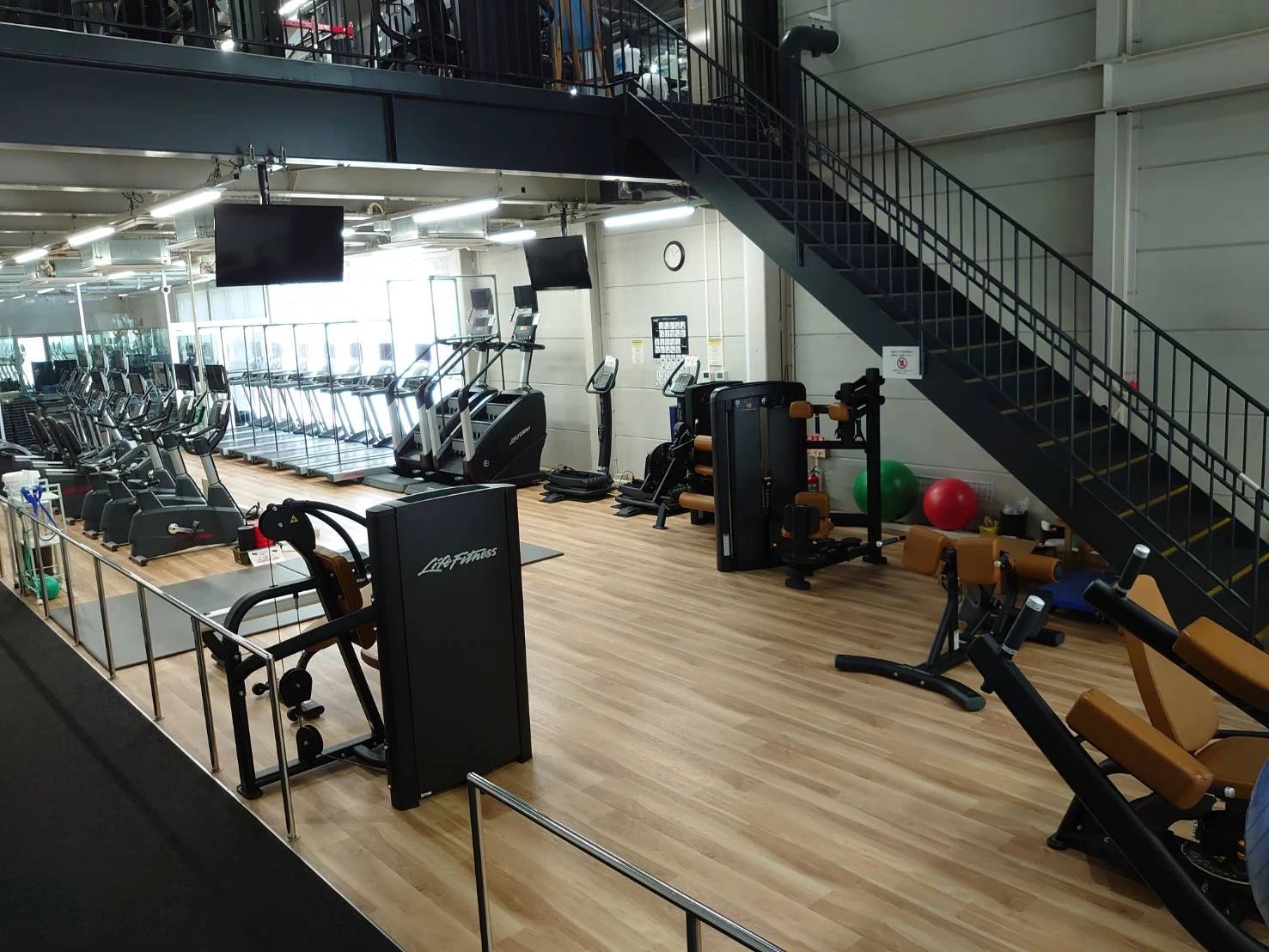 PASSIO(パシオ) ダンス 福島店のサムネイル画像 3