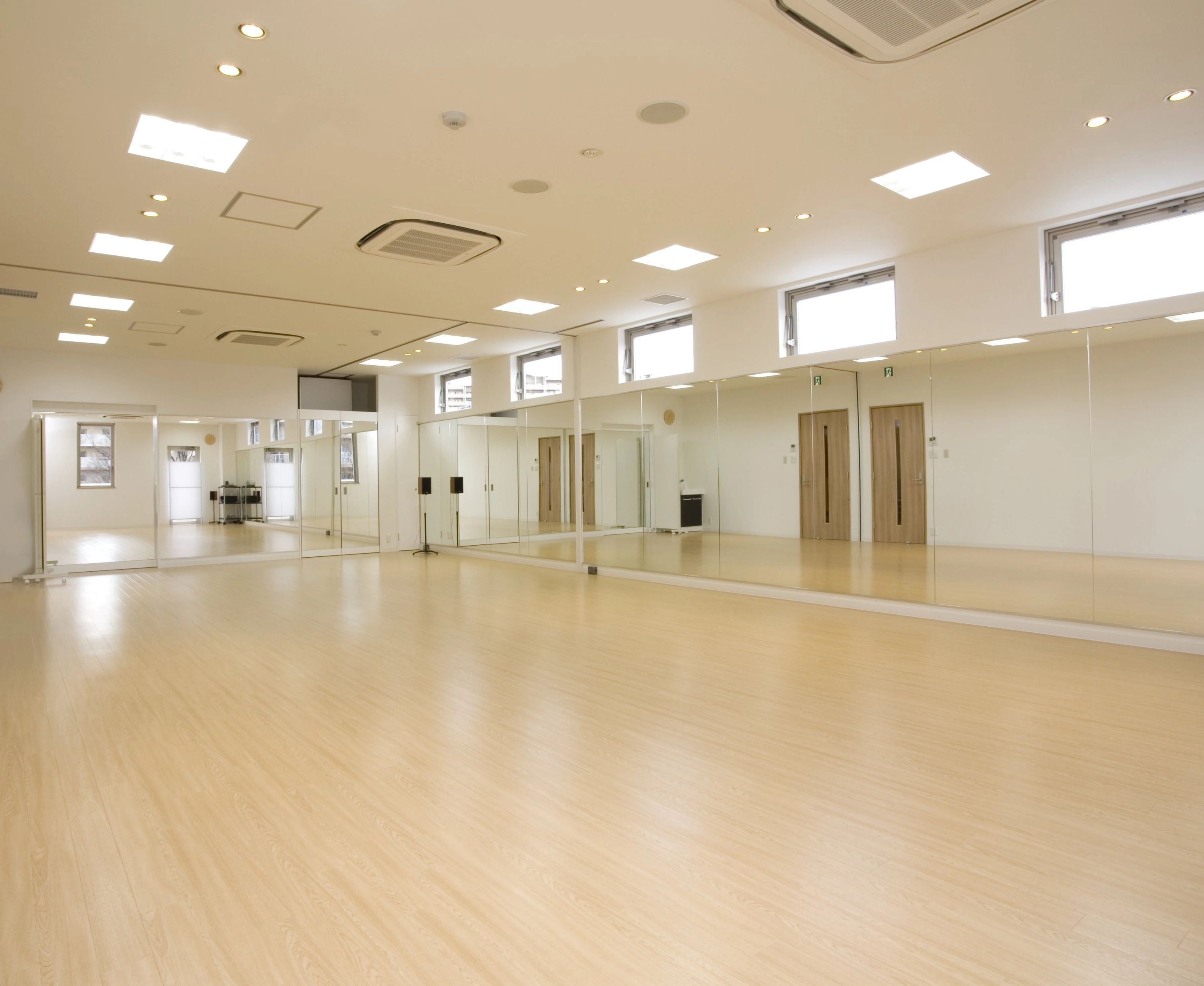 カルチャーハウス香里ヶ丘 ダンス 香里ヶ丘教室のサムネイル画像 2