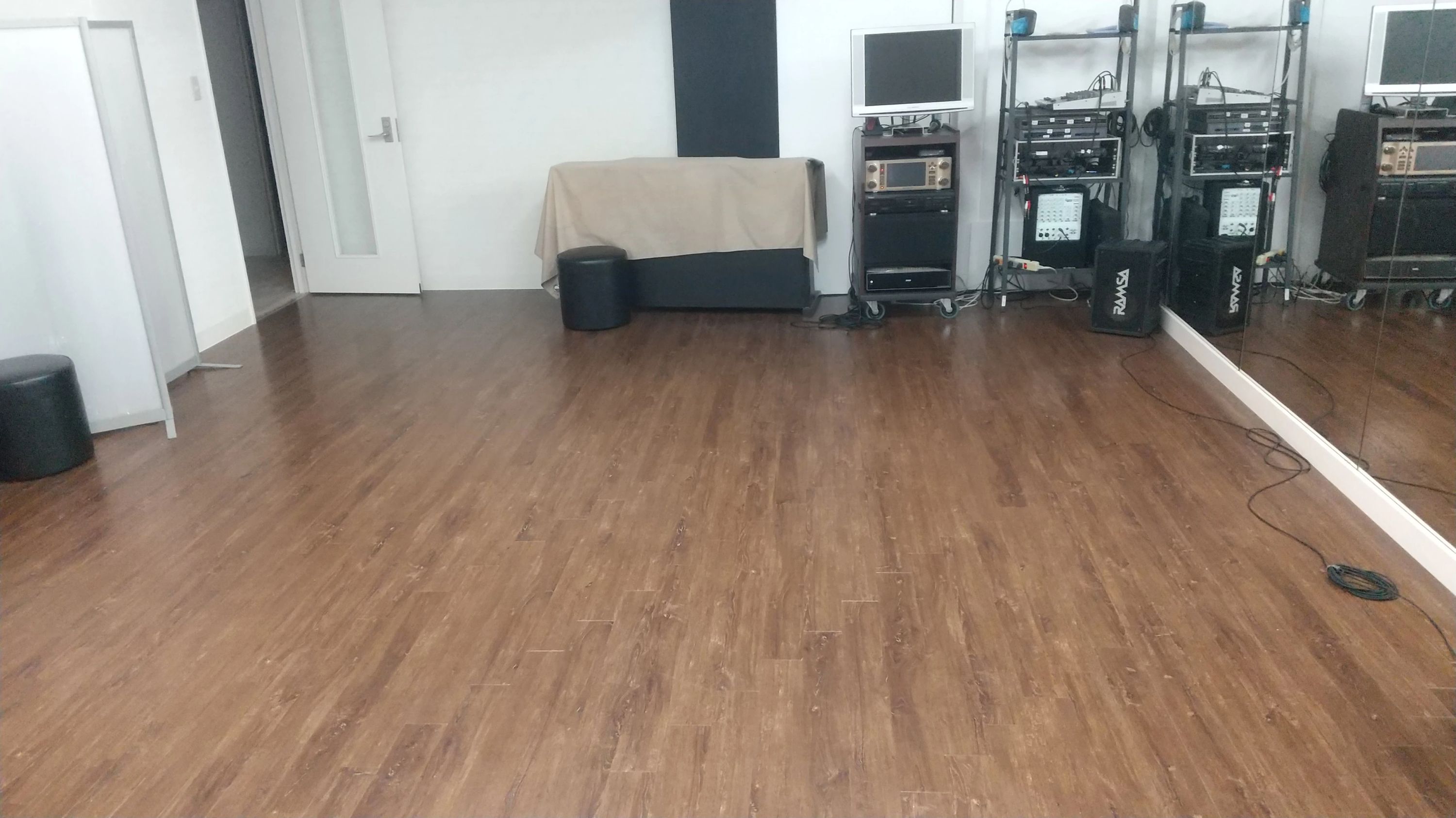 DANCE studio ESSE(ダンススタジオエッセ) 清水教室のサムネイル画像 3