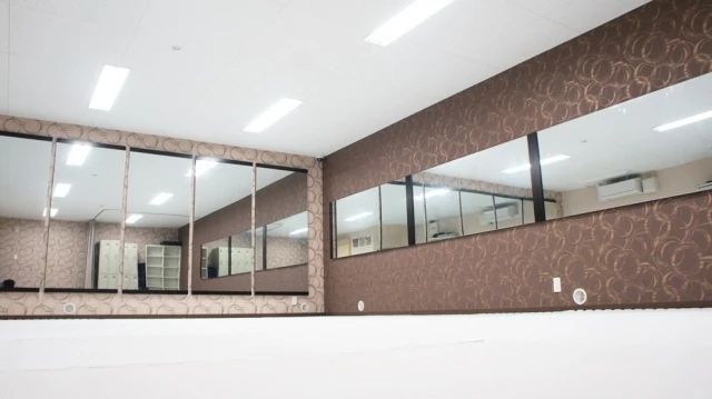 Studio Beeline(スタジオビーライン) ダンス 平野宮町教室のサムネイル画像 2