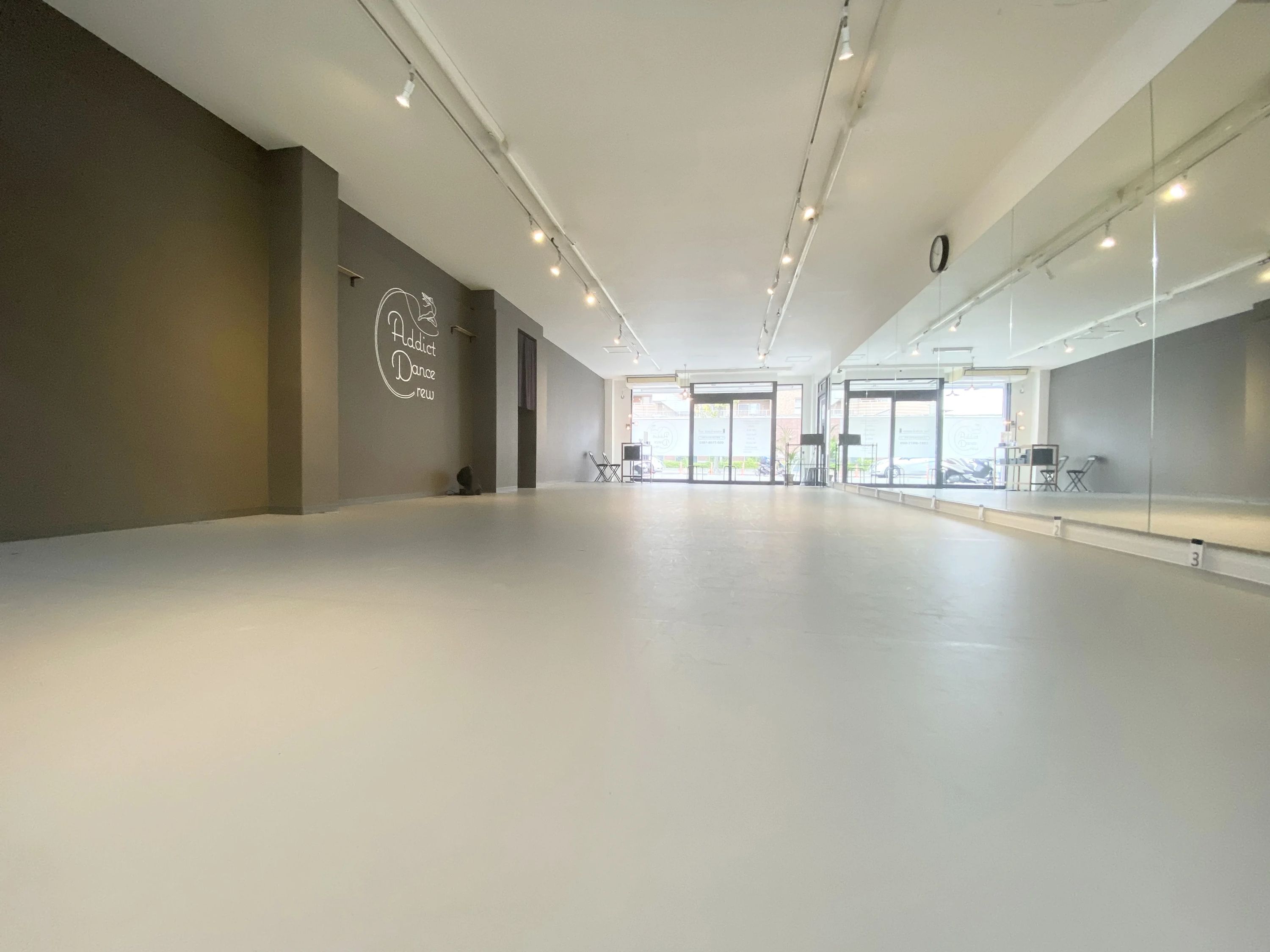 Addict Dance Crew 甲子園教室のサムネイル画像 2