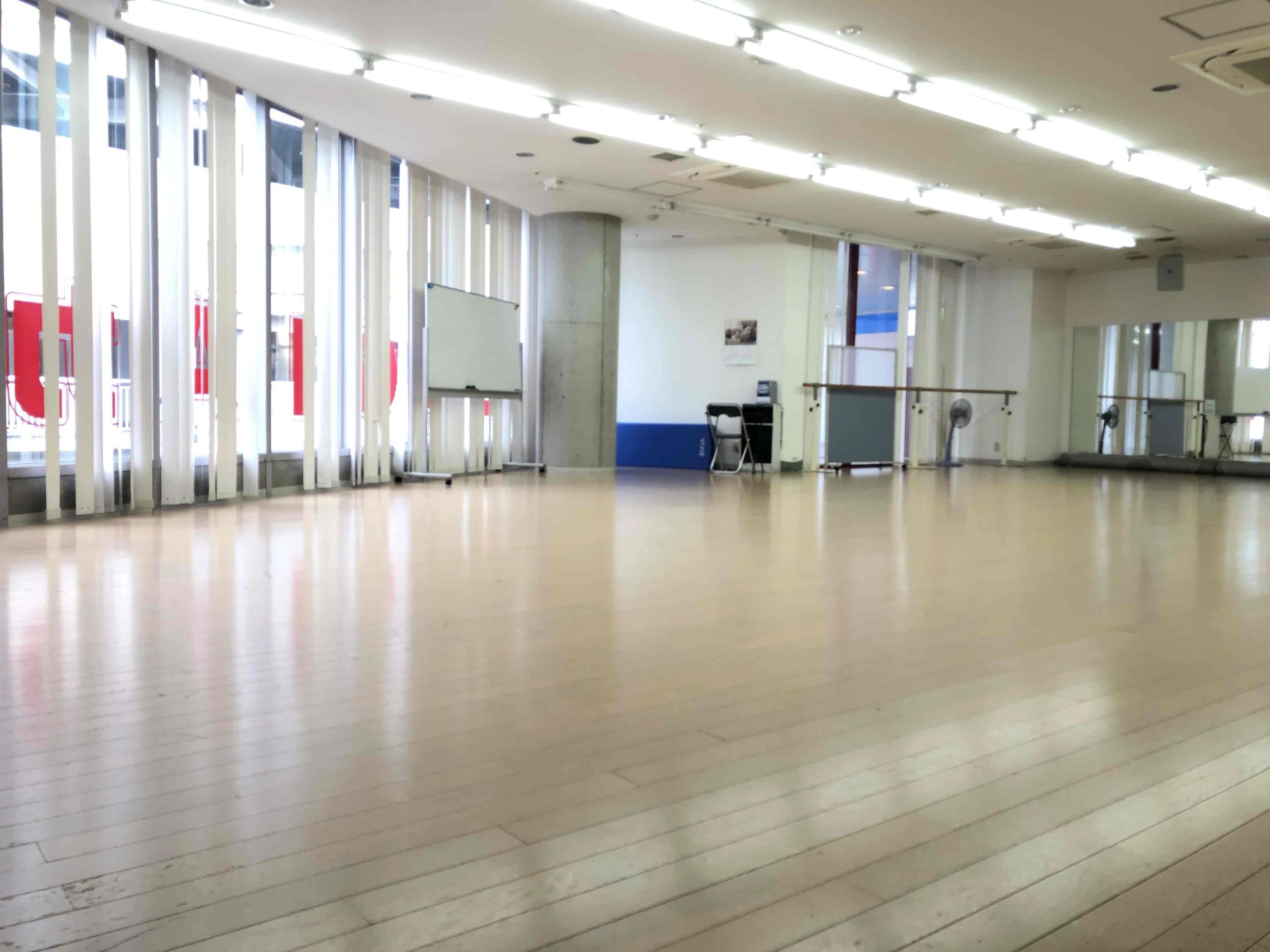 JEUGIAカルチャーセンター ダンス MOMOテラスのサムネイル画像 3