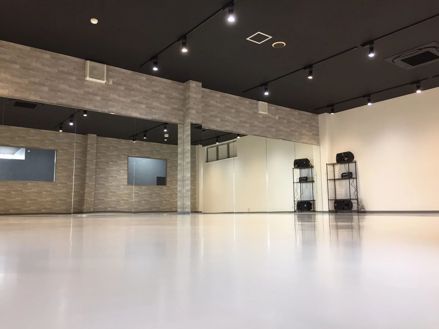 Think(ダンス スタジオシンク) 守山店のサムネイル画像 4