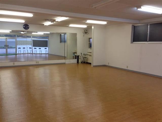 SOULCREAMダンススタジオ 宇和島店のサムネイル画像 3