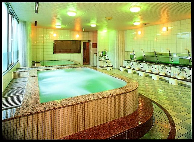 S.B(エスビー)フィットネス ダンス サンテ飯倉店のサムネイル画像 3