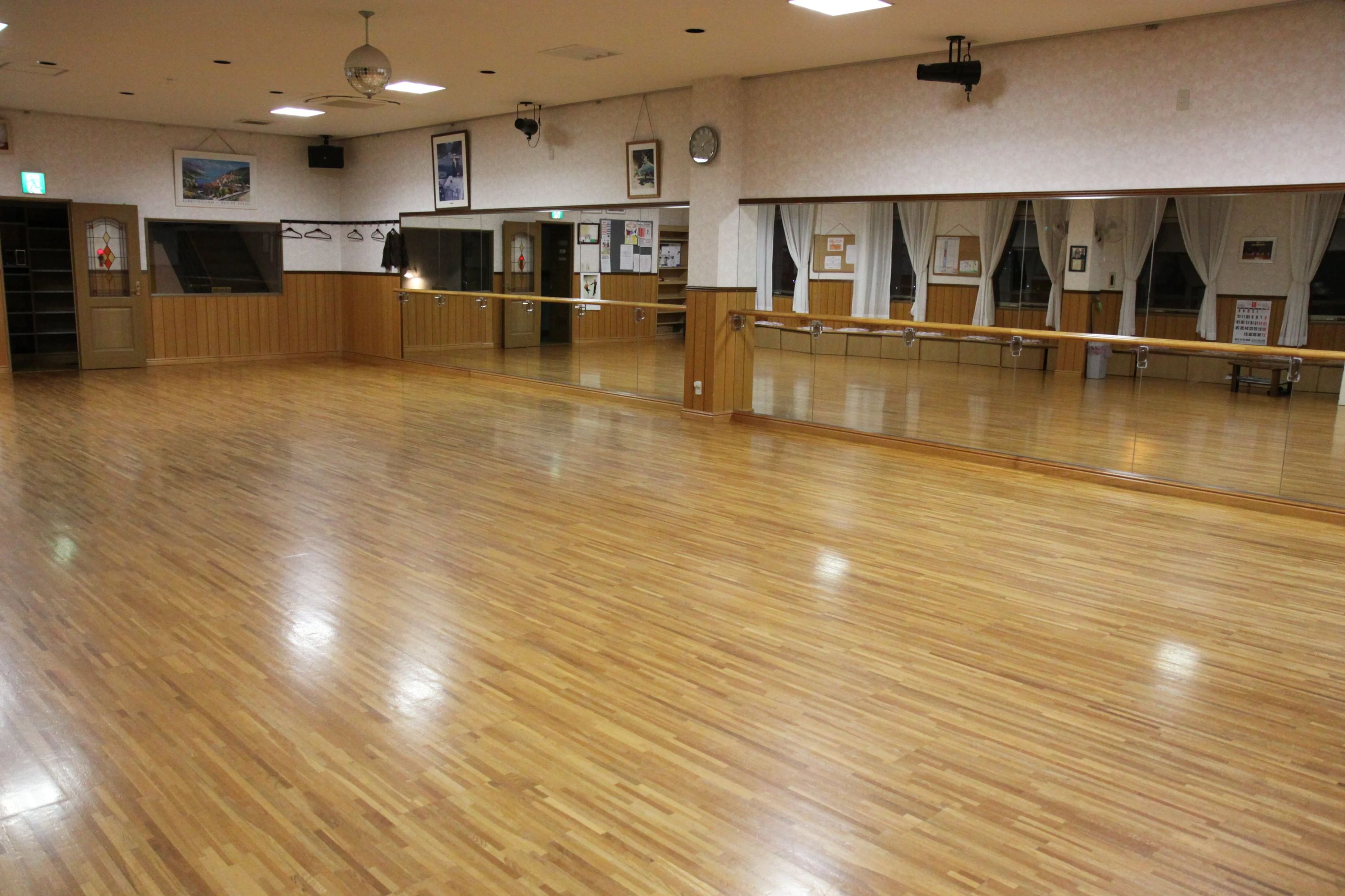 石橋ダンススクール 駅前中央教室のメイン画像