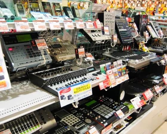 島村楽器の音楽教室 エミフルMASAKI店 アコースティックギターのメイン画像