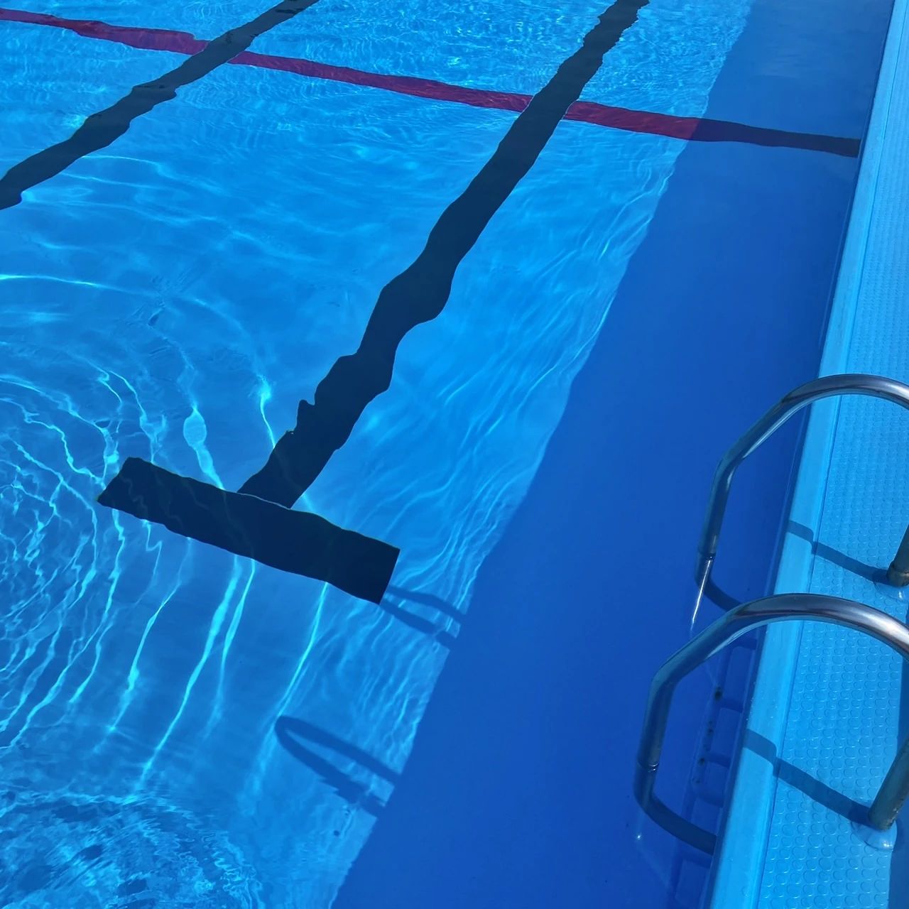 横浜市旭プールスイミングスクール 白根教室のサムネイル画像 2