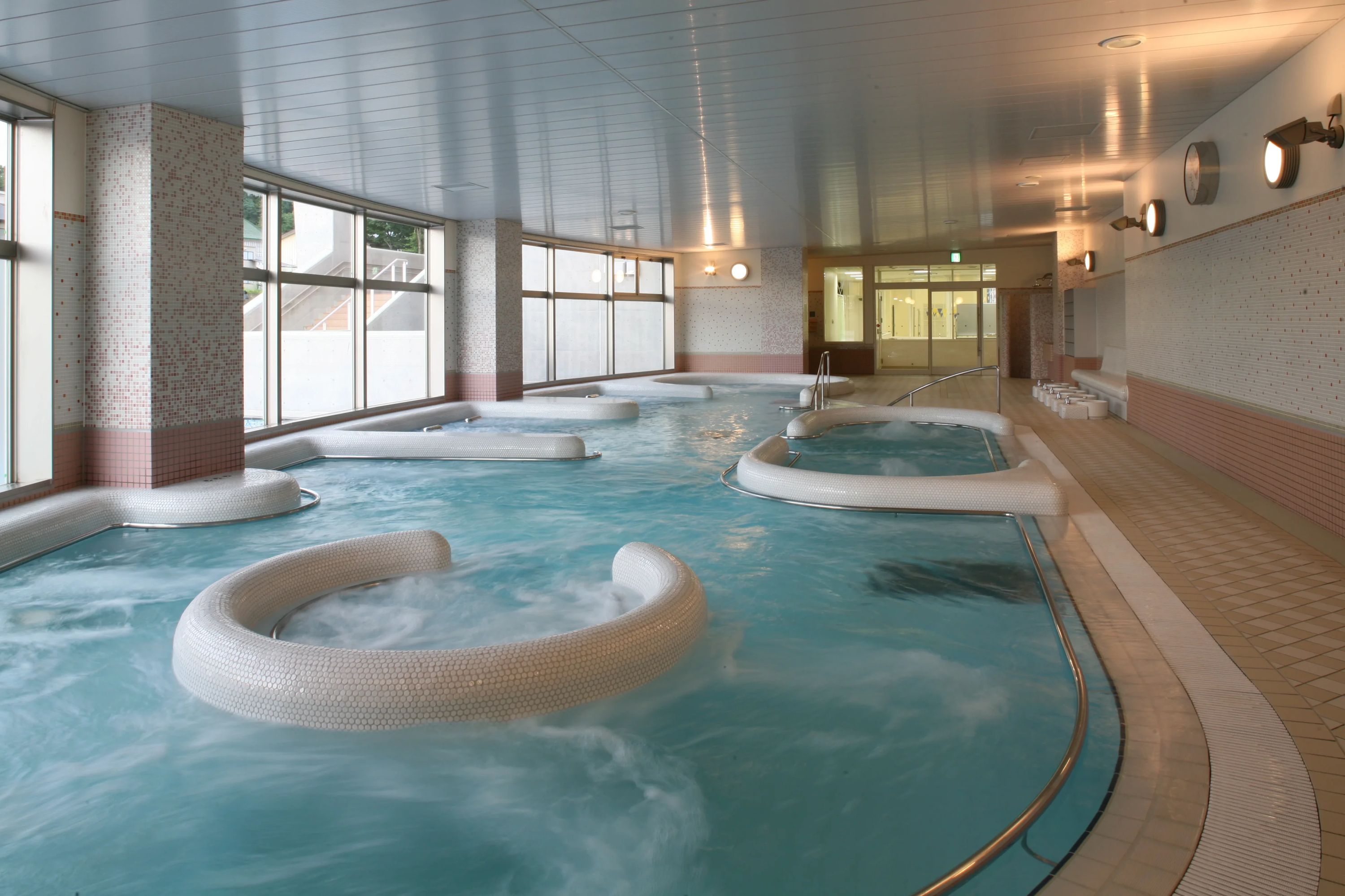 ダイエープロビスフェニックスプールスイミングスクール 長倉町教室のサムネイル画像 5