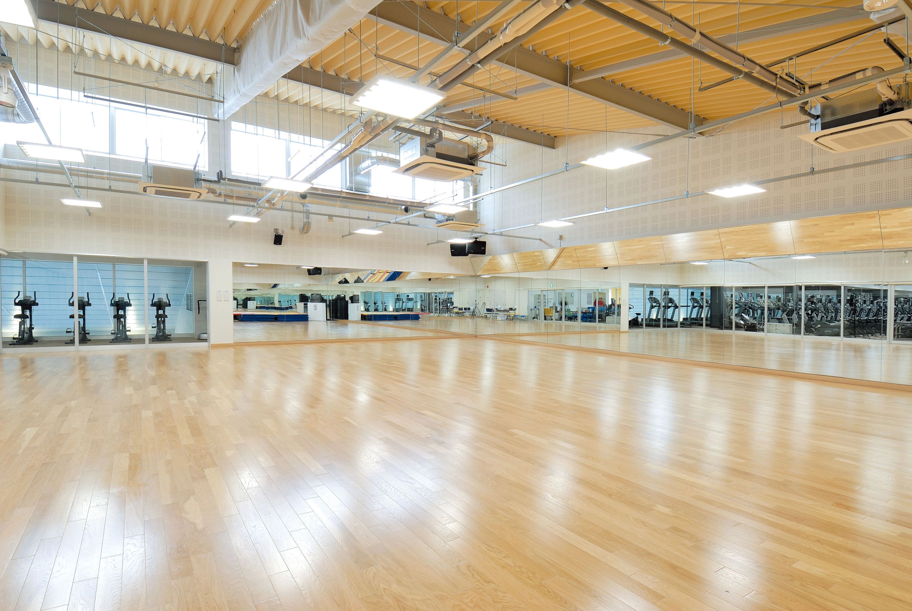 スポーツフィールド スイミング・水泳 サーラスポーツ豊橋のサムネイル画像 4