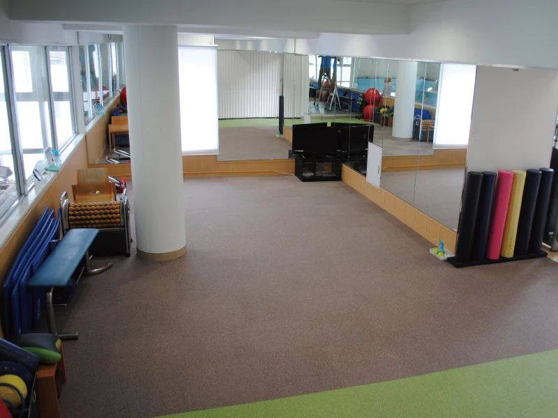 東急スポーツオアシス スイミング・水泳 江坂24Plusのサムネイル画像 2