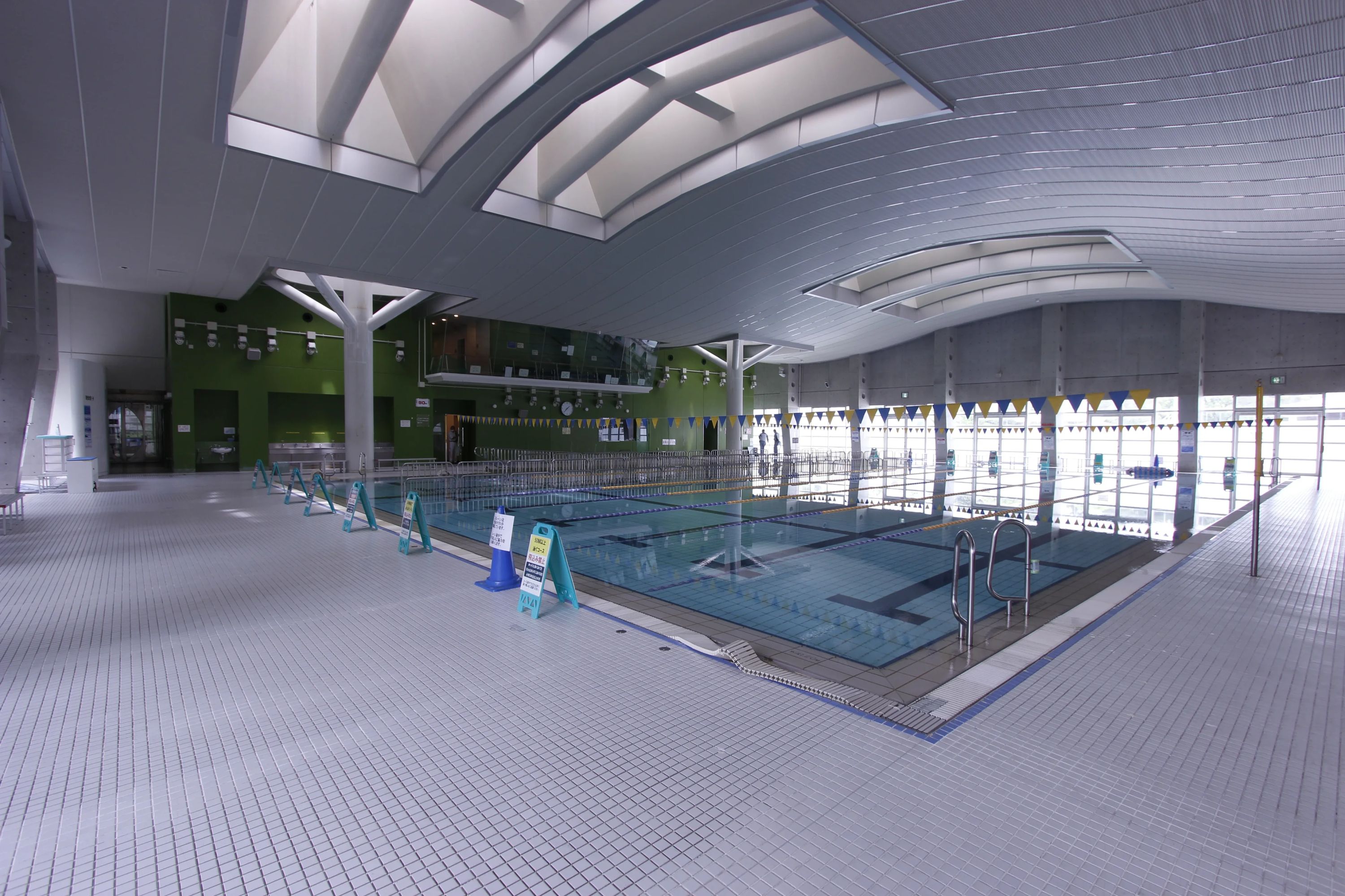 長居プールスイミングスクール 長居公園教室のメイン画像