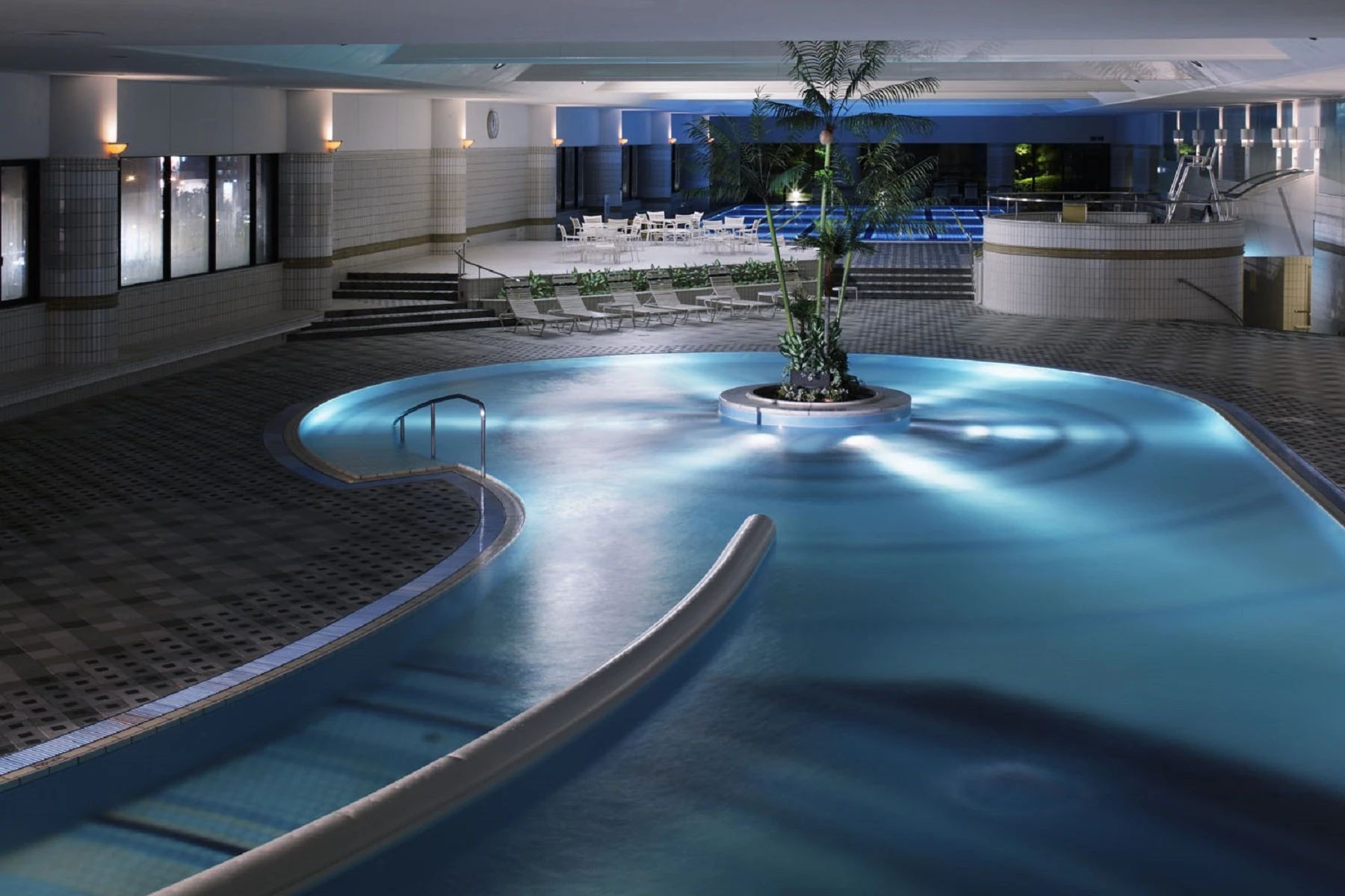 ロイヤルスイミングクラブ リーガロイヤルホテル大阪のサムネイル画像 3