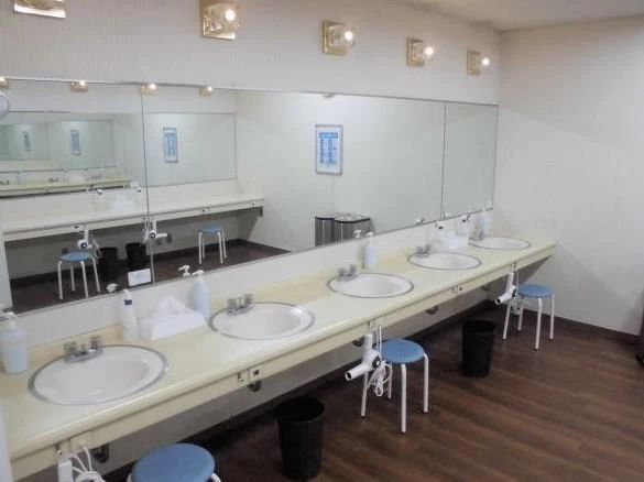 CENTRALSPORTS(セントラルスポーツ) スイミング・水泳 新大阪駅前のサムネイル画像 3