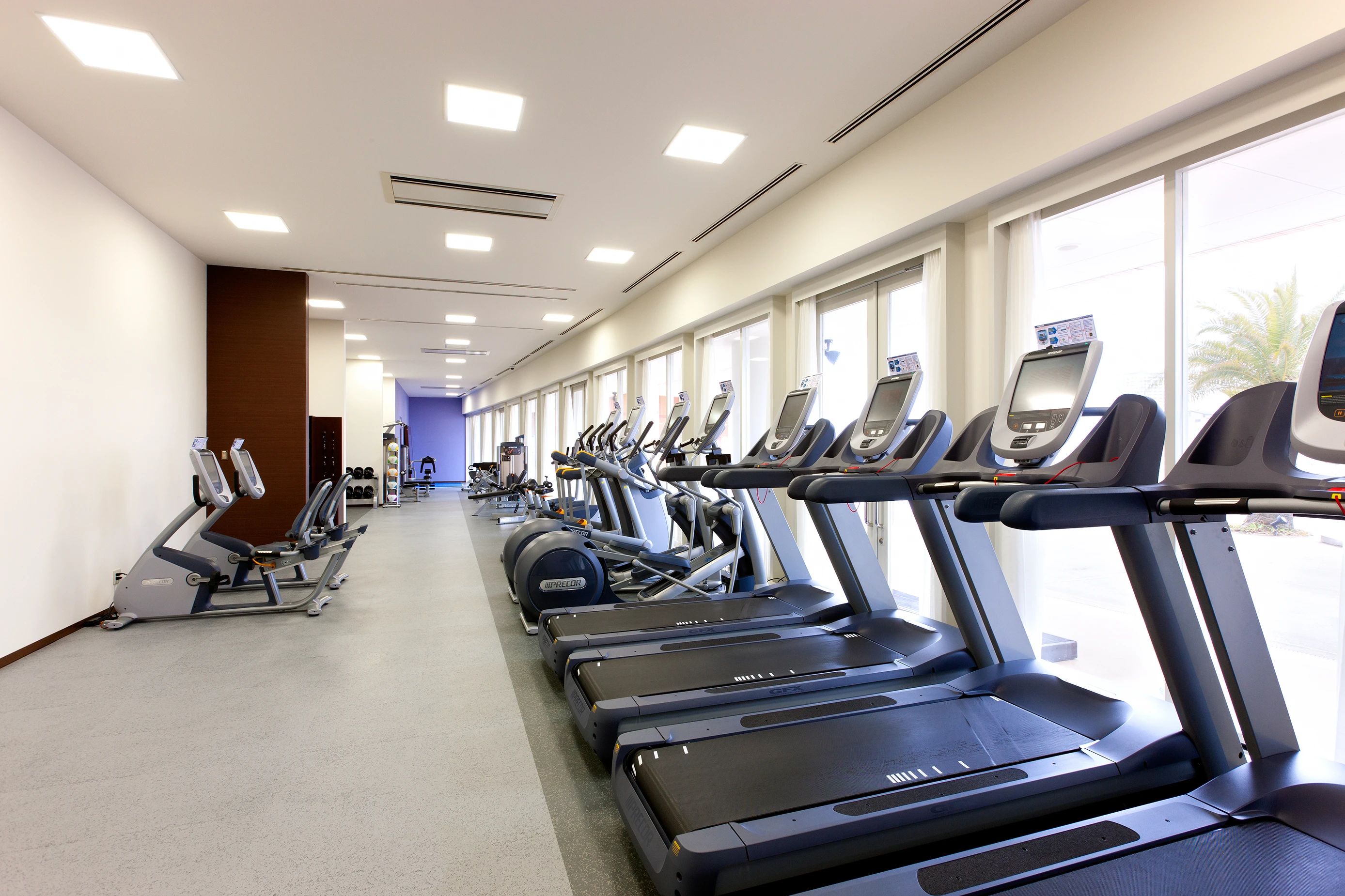 TRIAXIS(トライアクシス) スイミング・水泳 福岡店のメイン画像