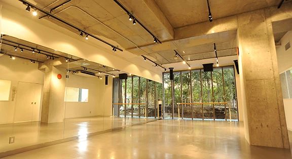 NATURE BODY HOUSE(ネイチャーボディハウス) 運動・体操・陸上 赤坂教室のサムネイル画像 3