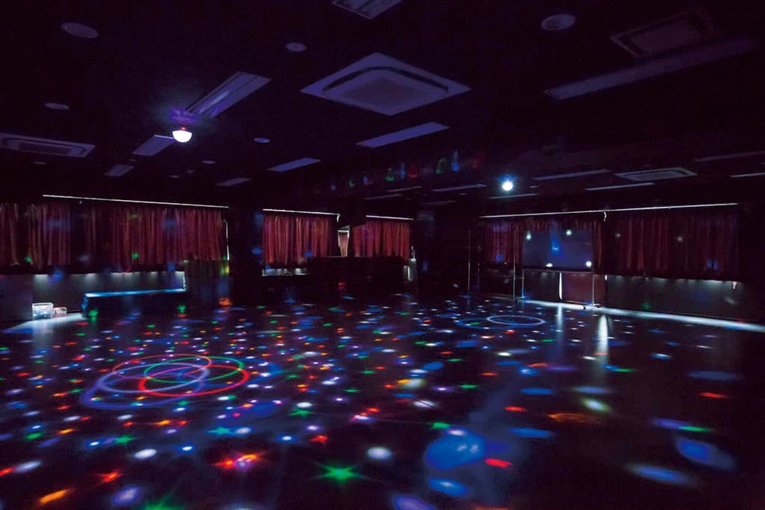 東京23スポーツクラブ 運動・体操・陸上 東京スポーツ・レクリエーション専門学校屋上のサムネイル画像 2