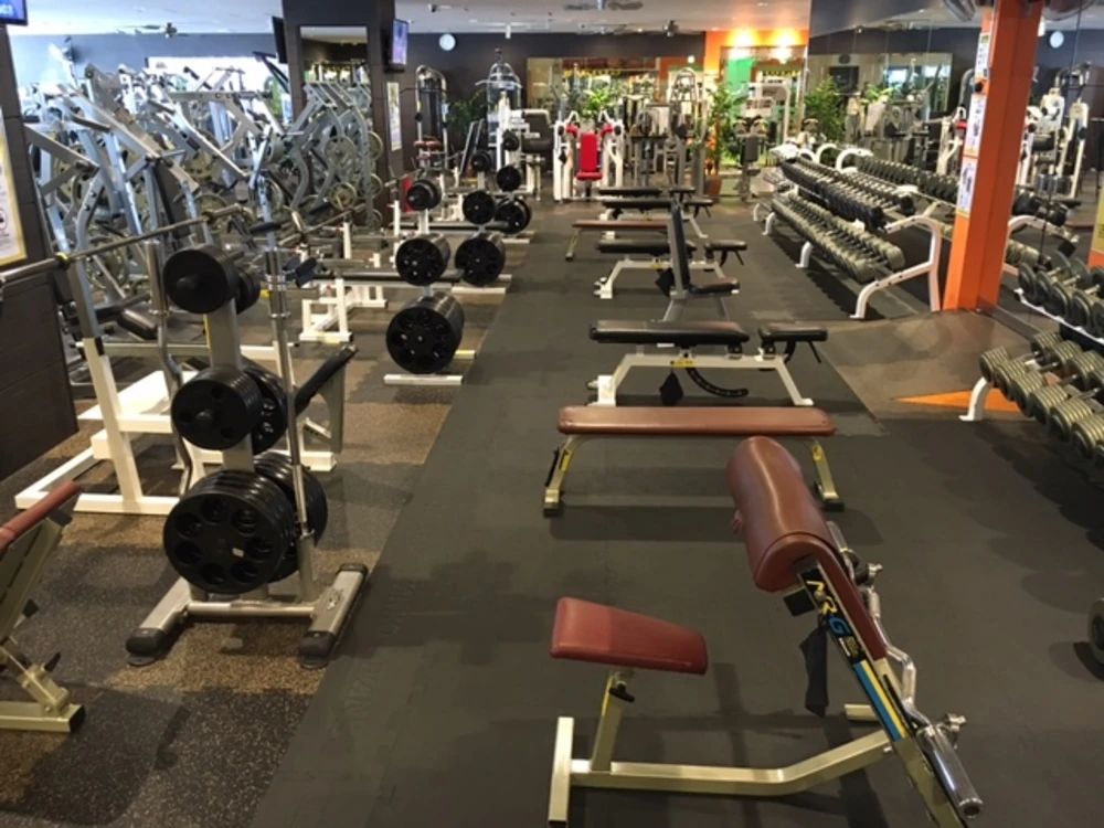 GOLD'S GYM(ゴールドジム) 運動・体操・陸上 南船橋千葉のサムネイル画像 4